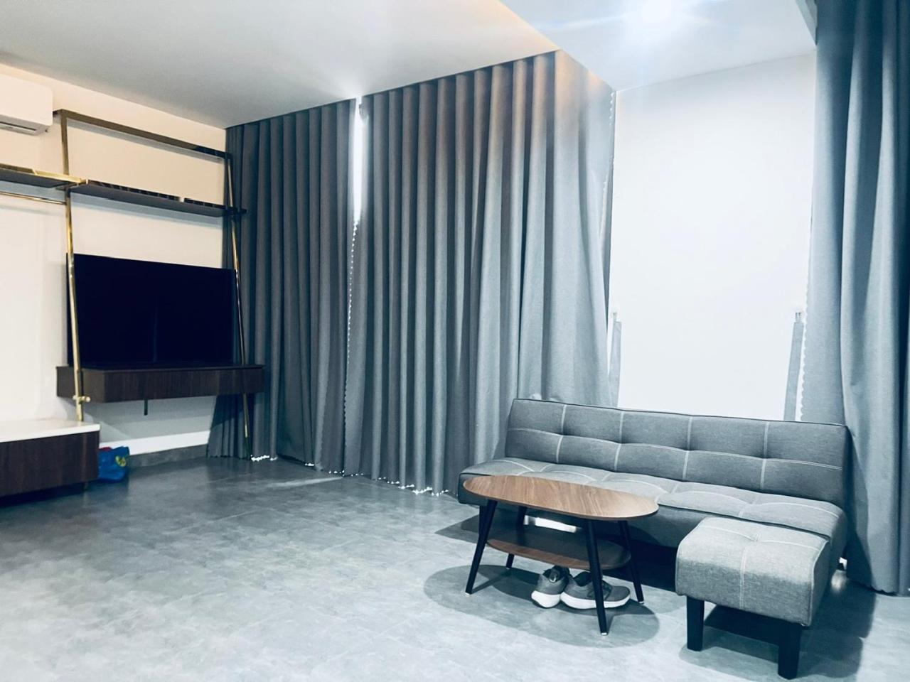 King Studio with Sofa Bed - Photo 2