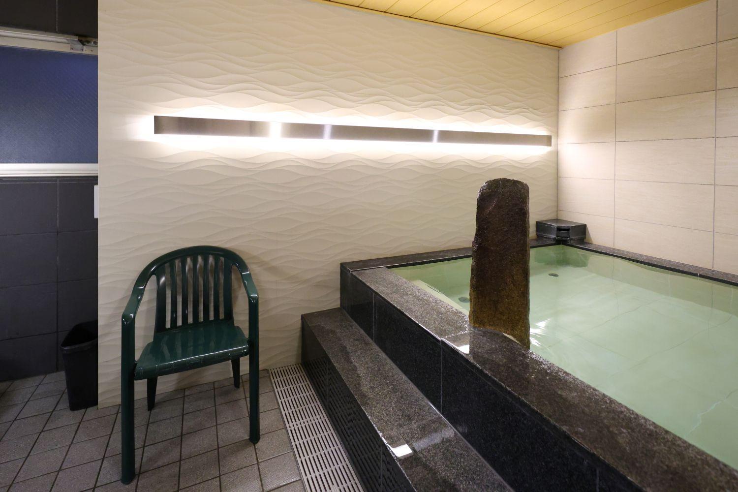 Capsule Room for Male - Lower - No Daily Cleaning