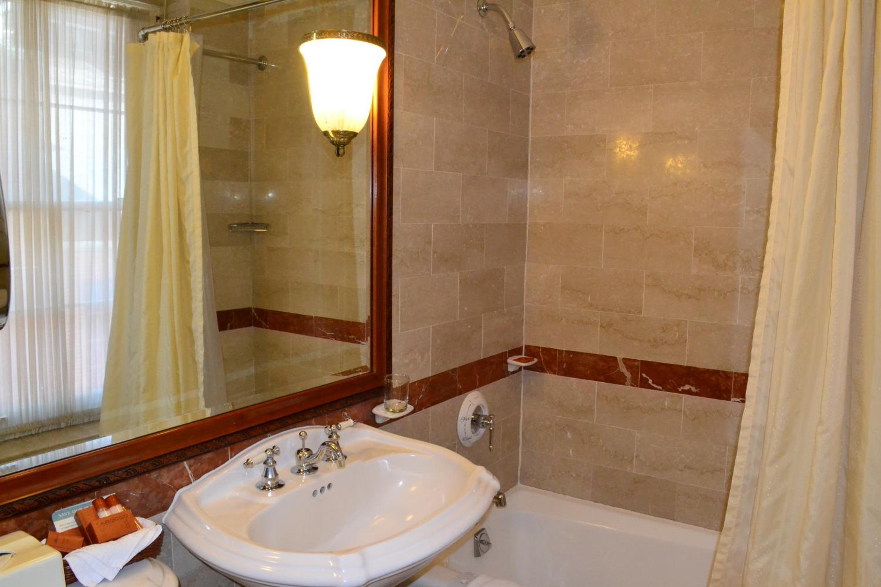 King Superior Room