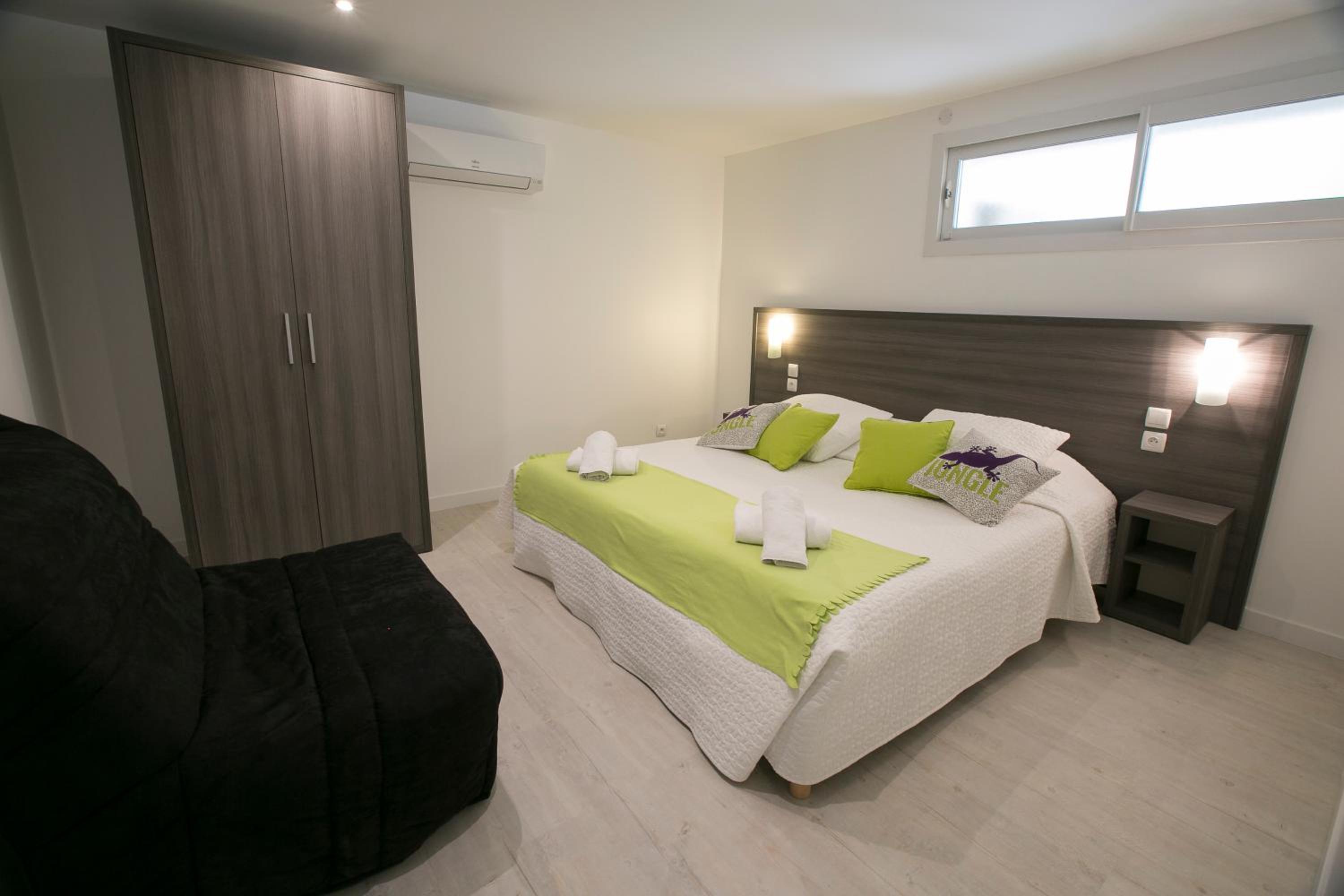 Design Apartment With Terrace and Seaside photo 3