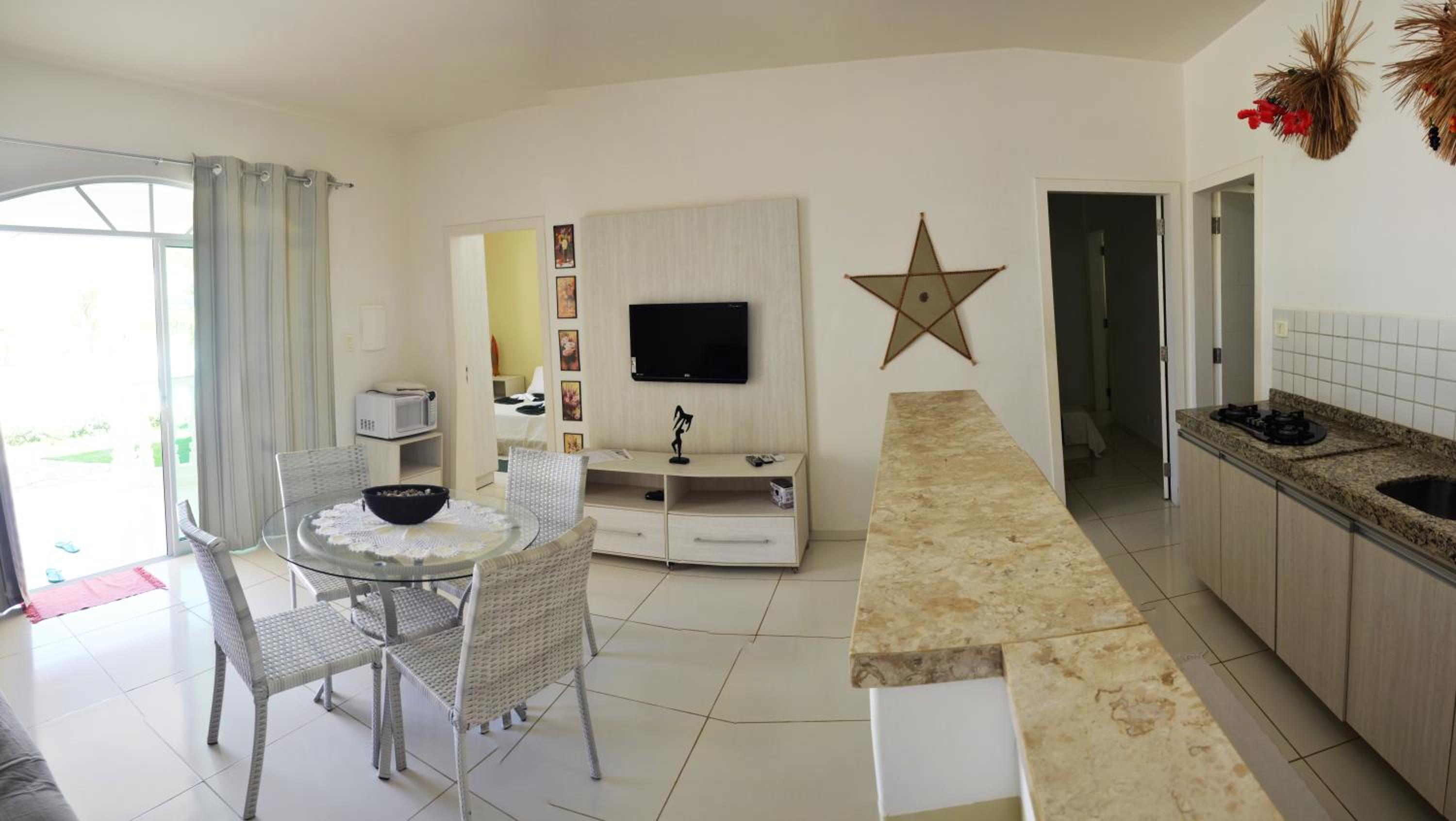 Three-Bedroom Apartment photo 2