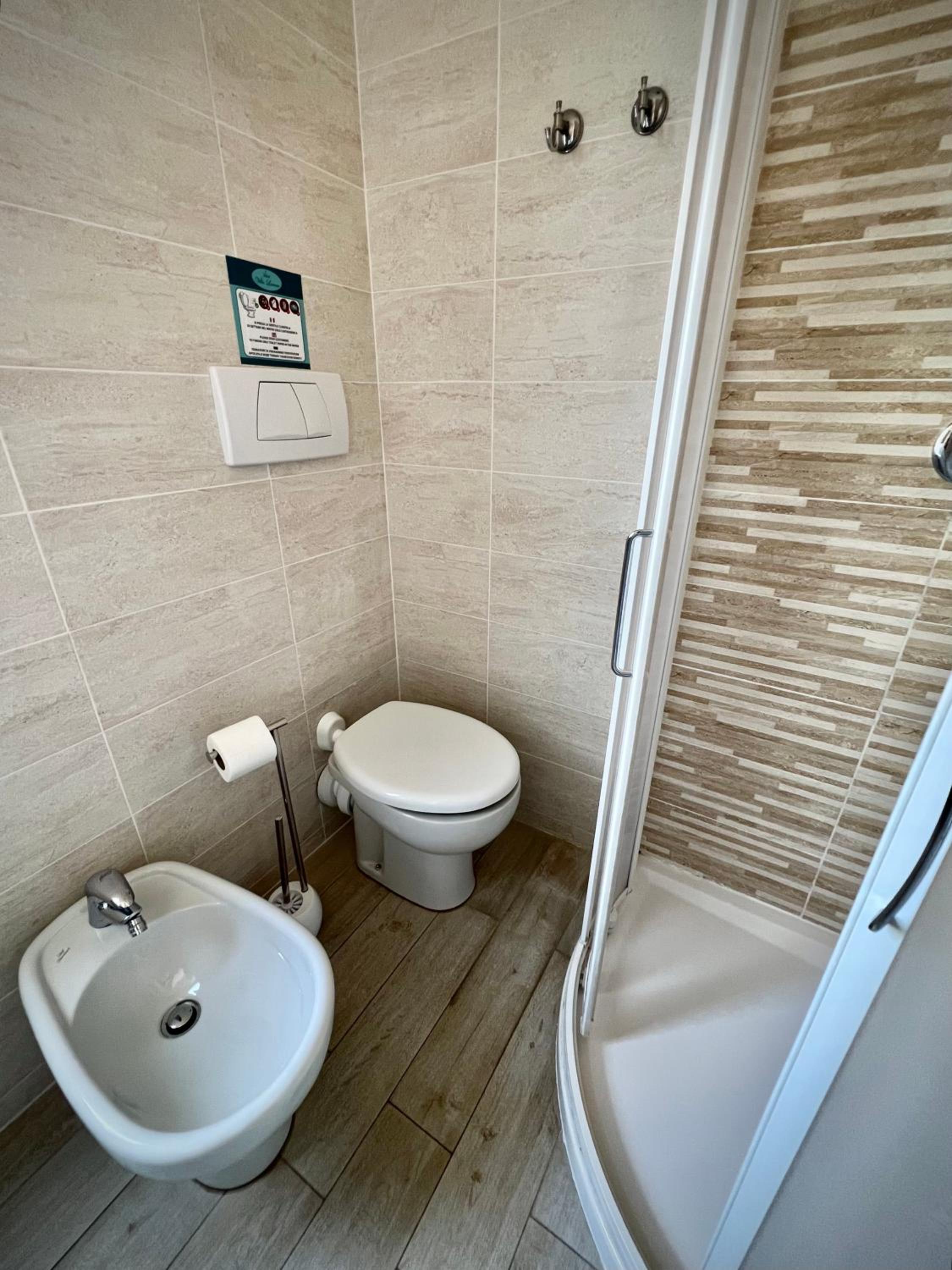 Double or Twin Room with Balcony photo 3