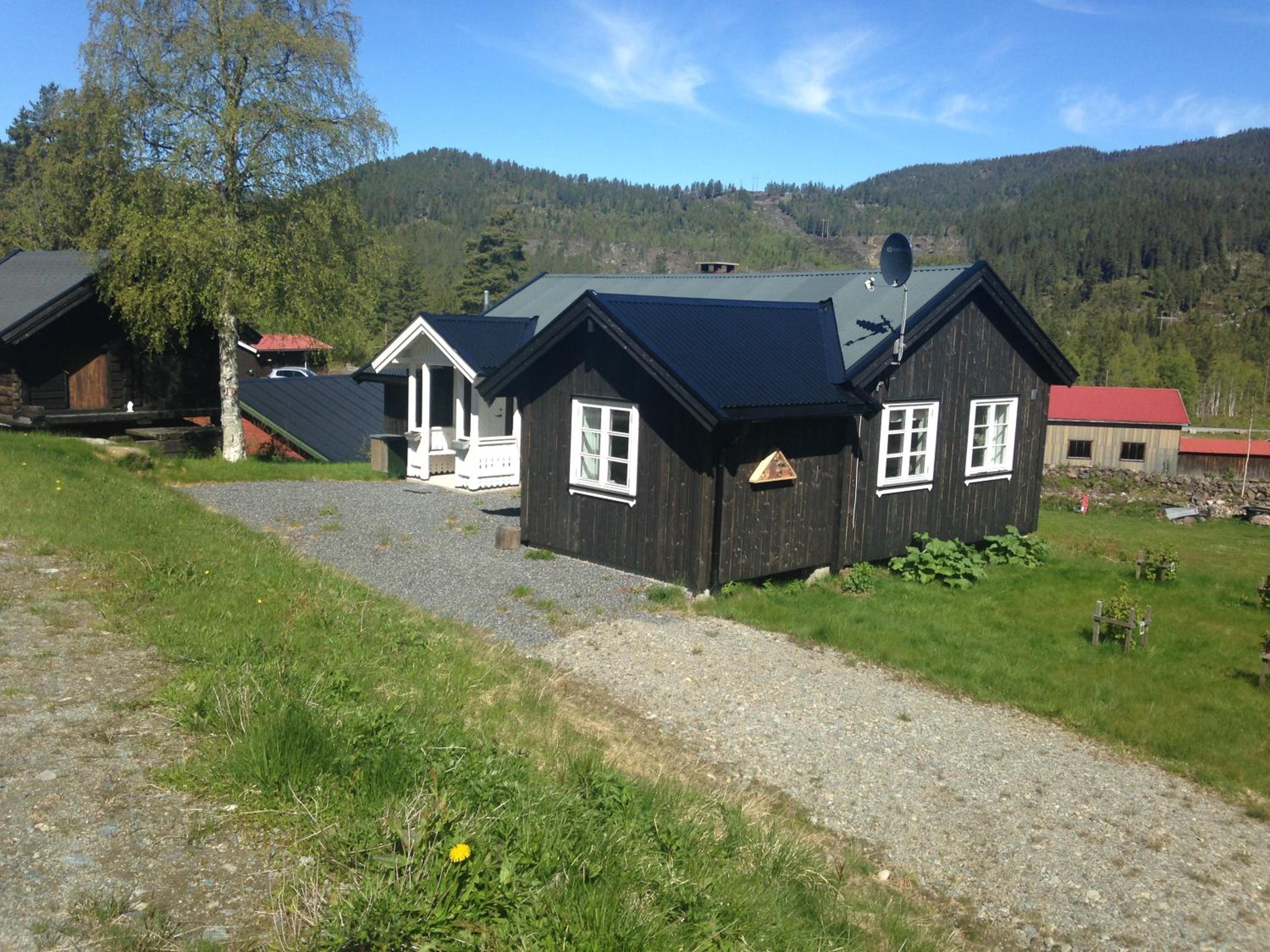 Two-Bedroom House - Photo 14