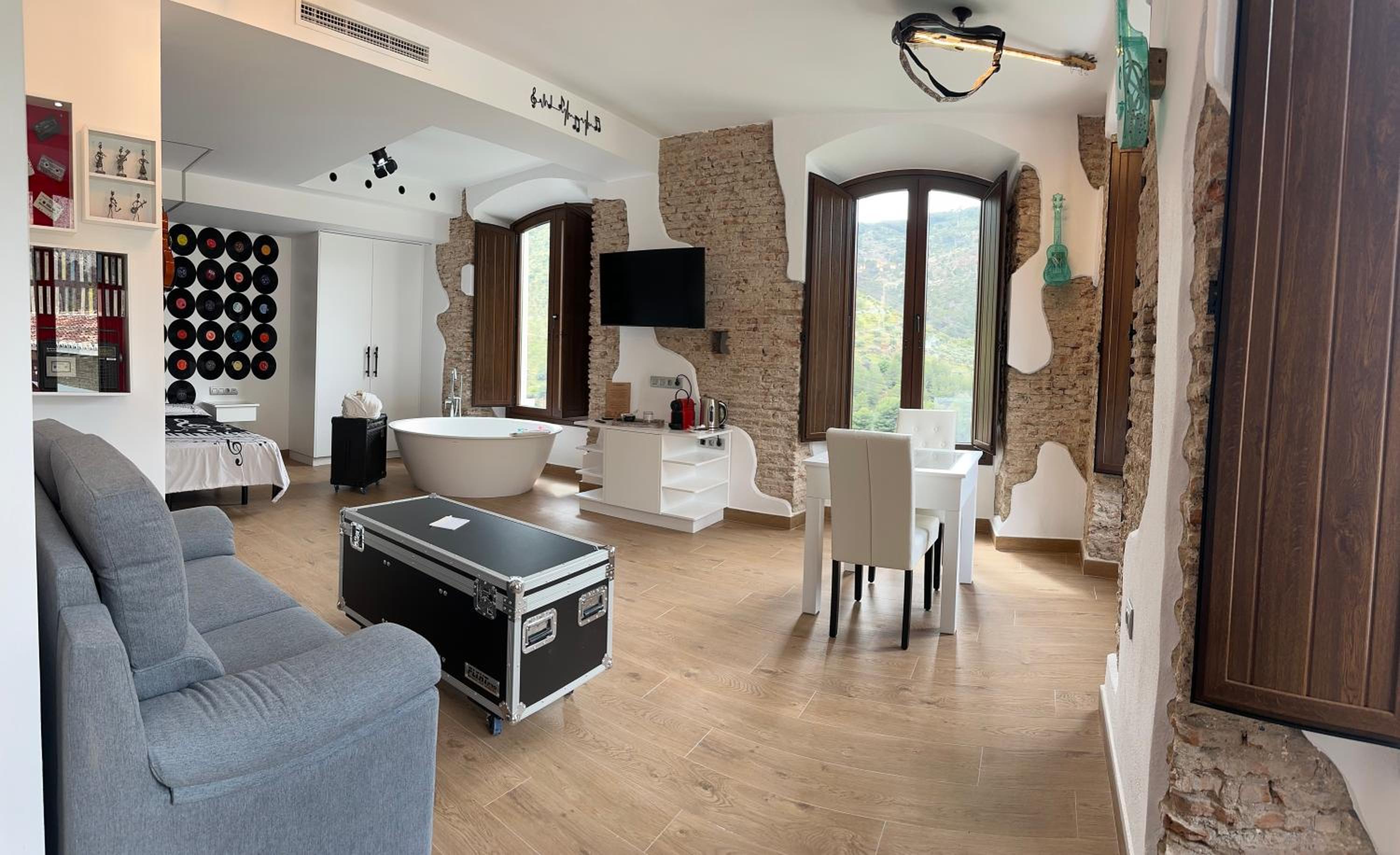 Junior Suite - Photo 2