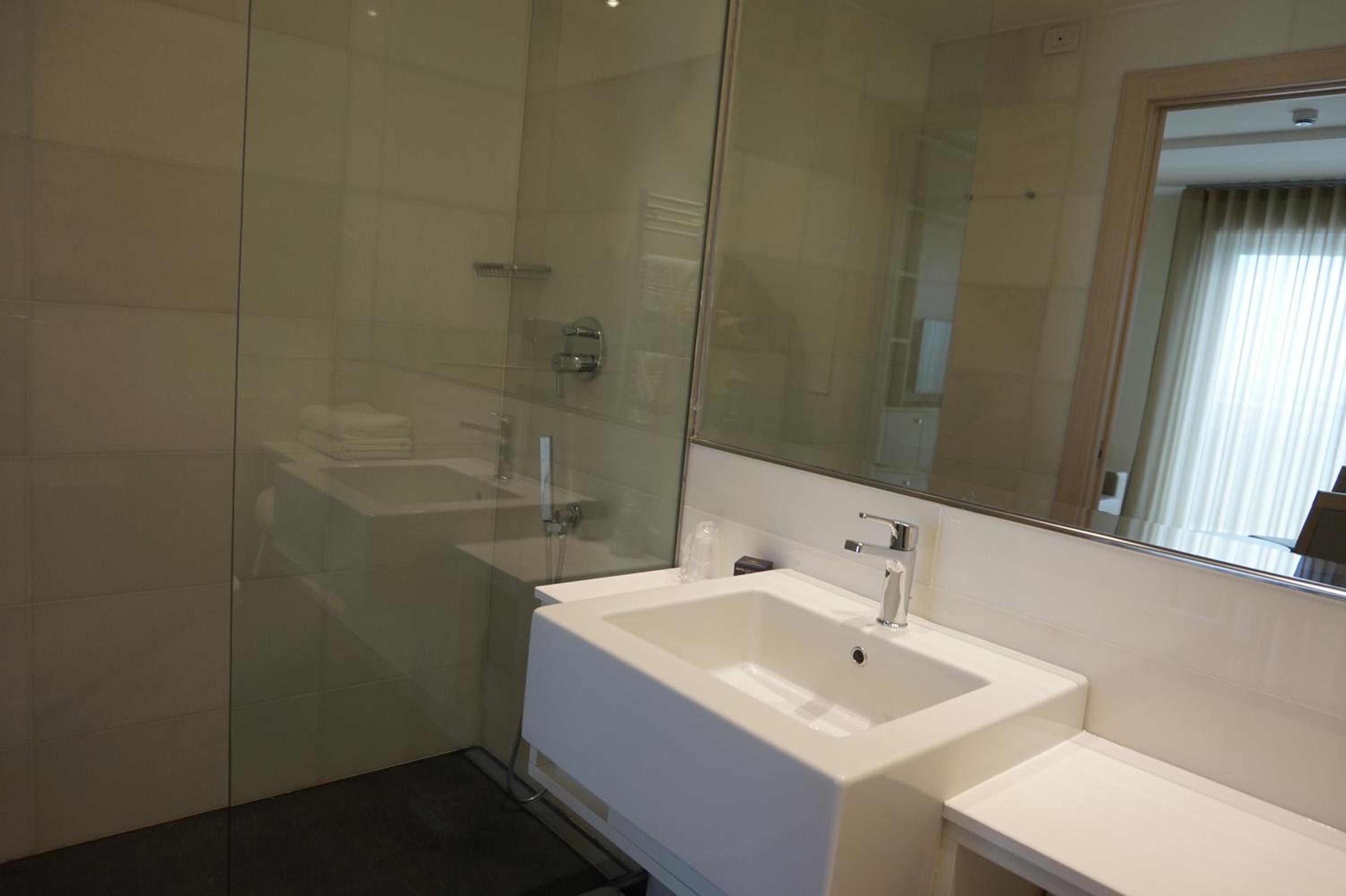 Superior Double Room with Balcony and Sea View - Photo 4