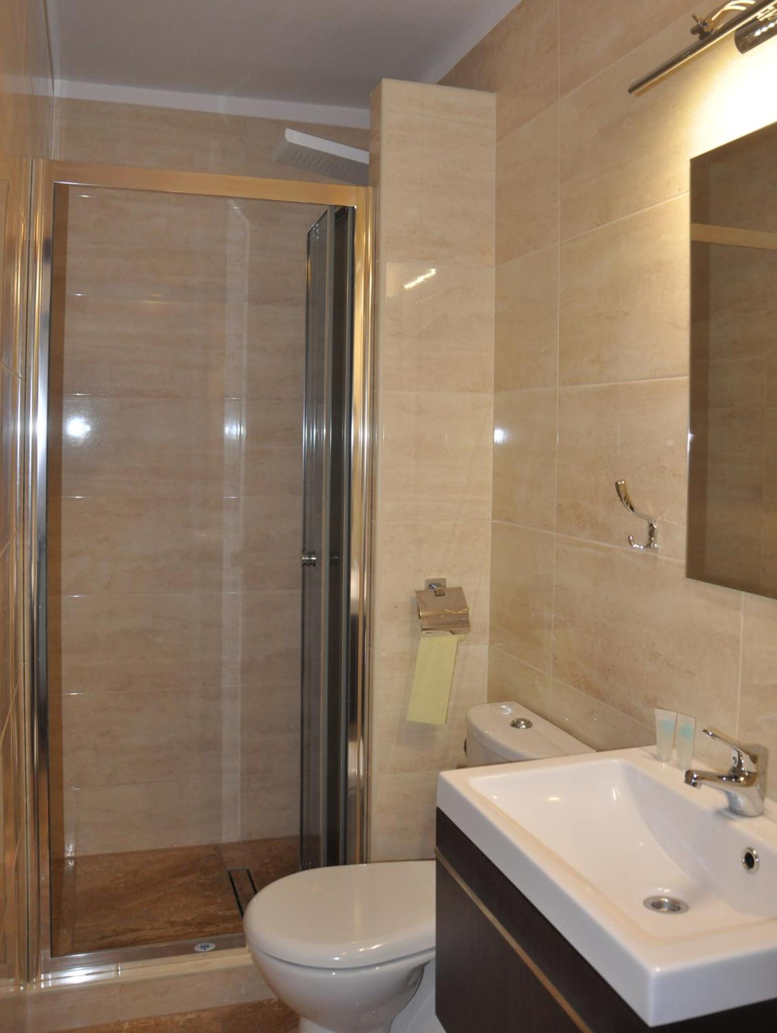 Comfort Triple Room - Photo 6