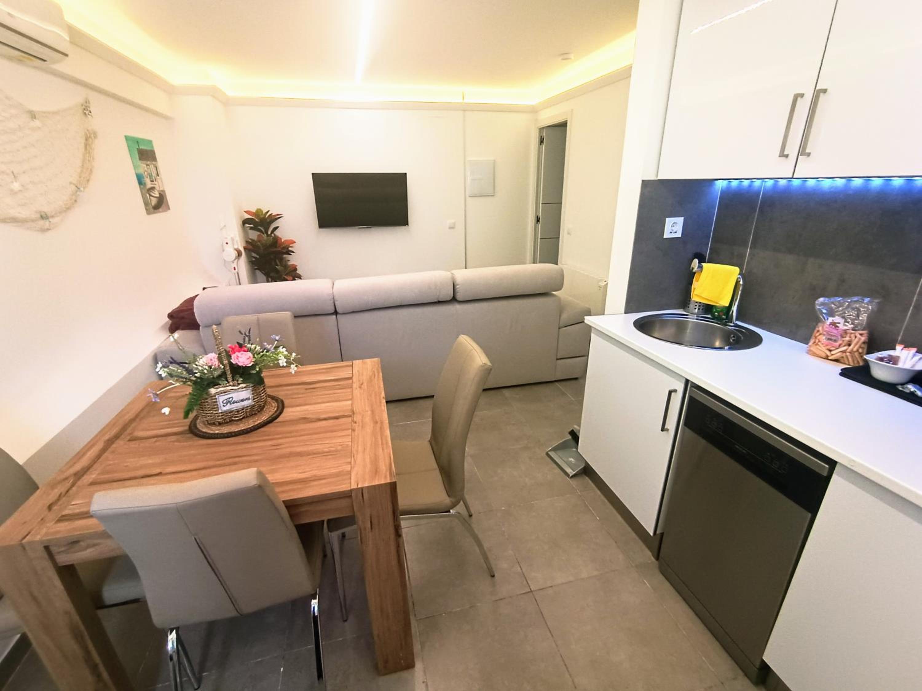 One-Bedroom Apartment