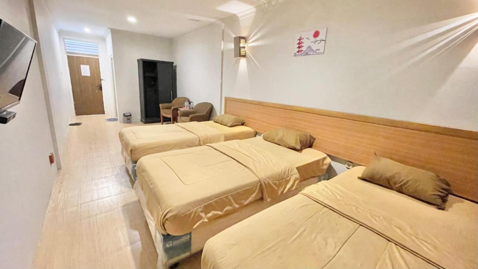 Deluxe Triple Room - Photo 3