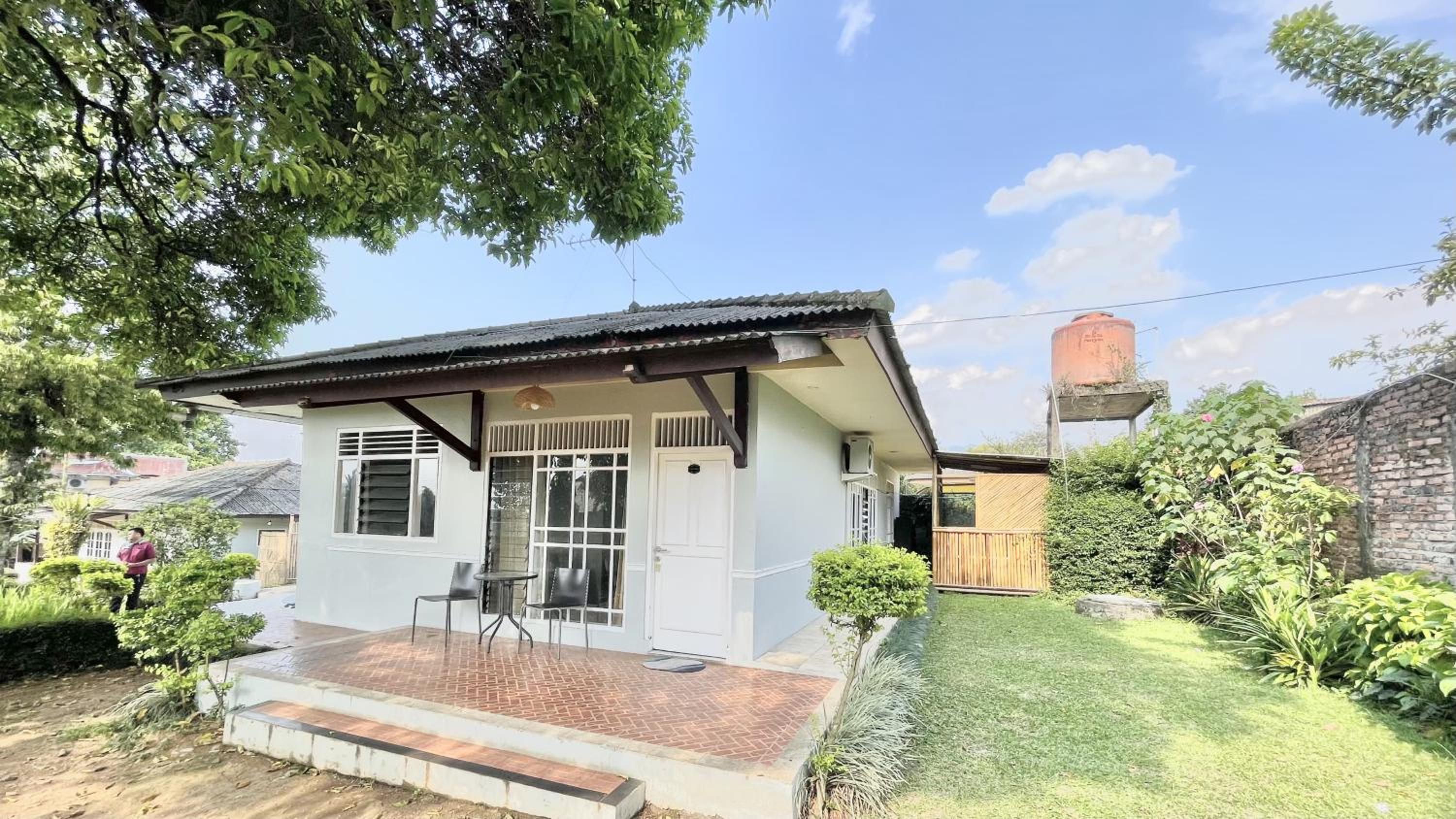 Three-Bedroom Villa - Photo 2
