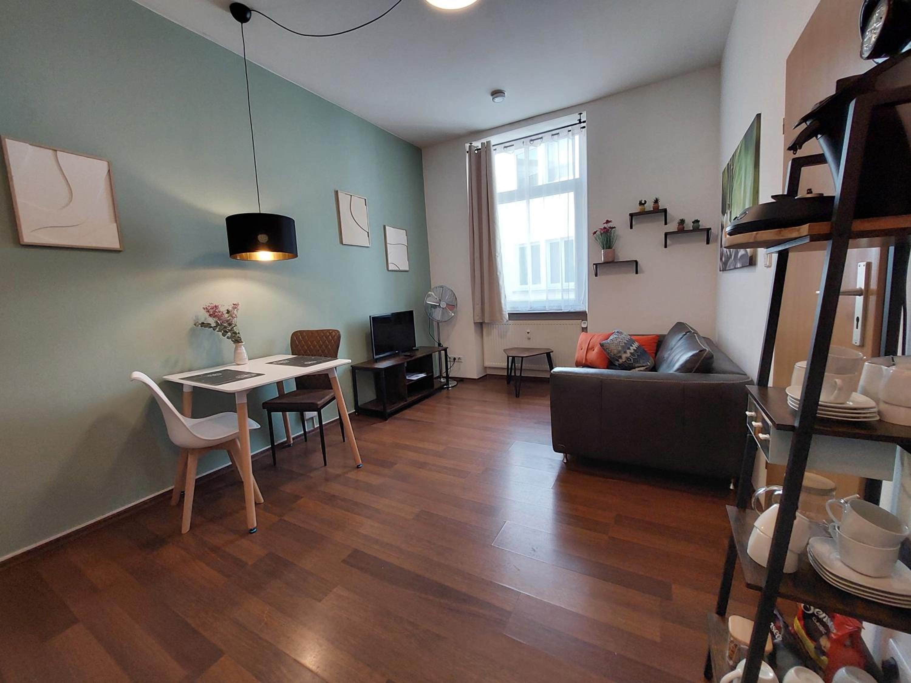 One-Bedroom Apartment photo 3