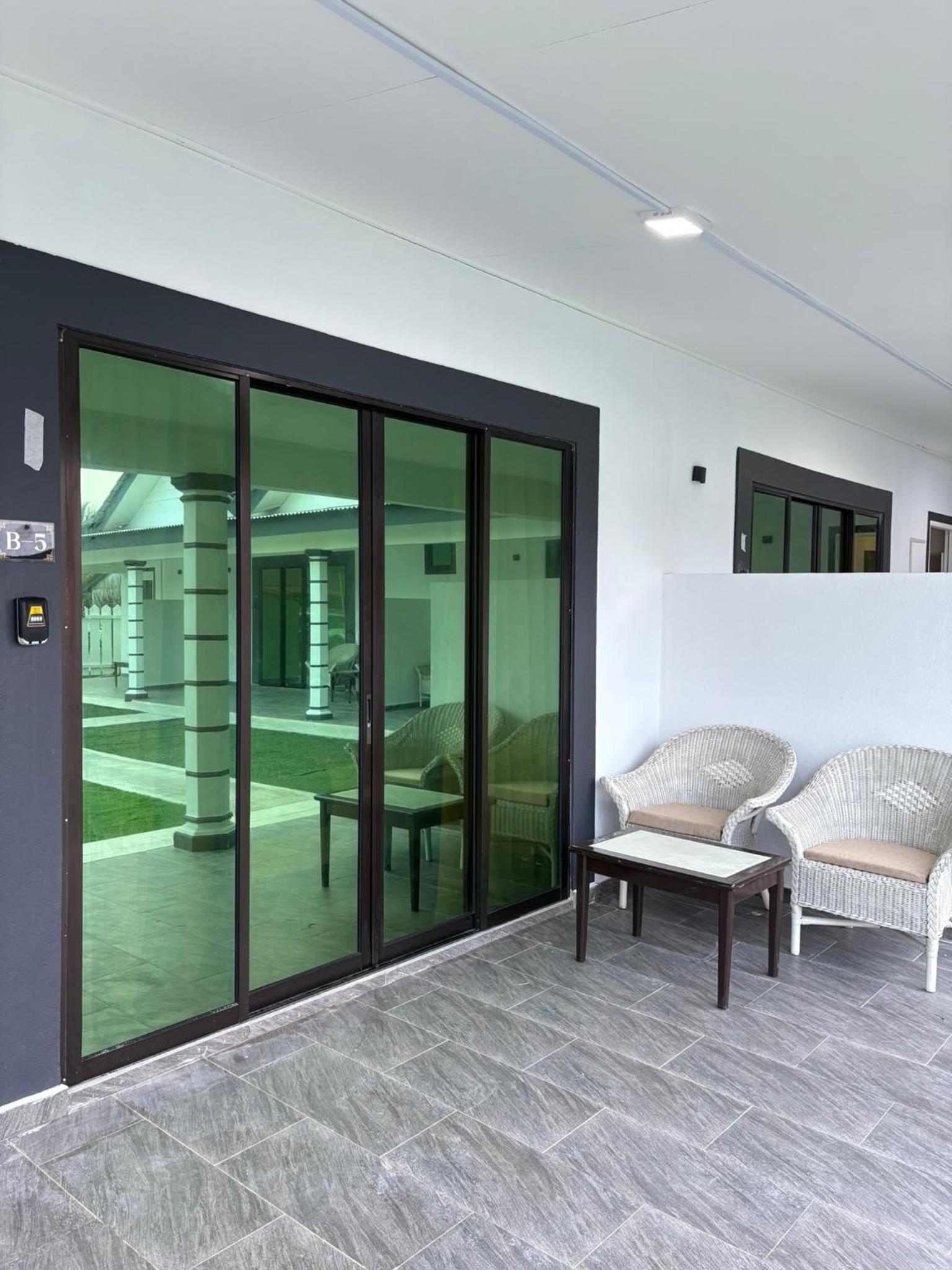 Double Room with Garden View photo 2