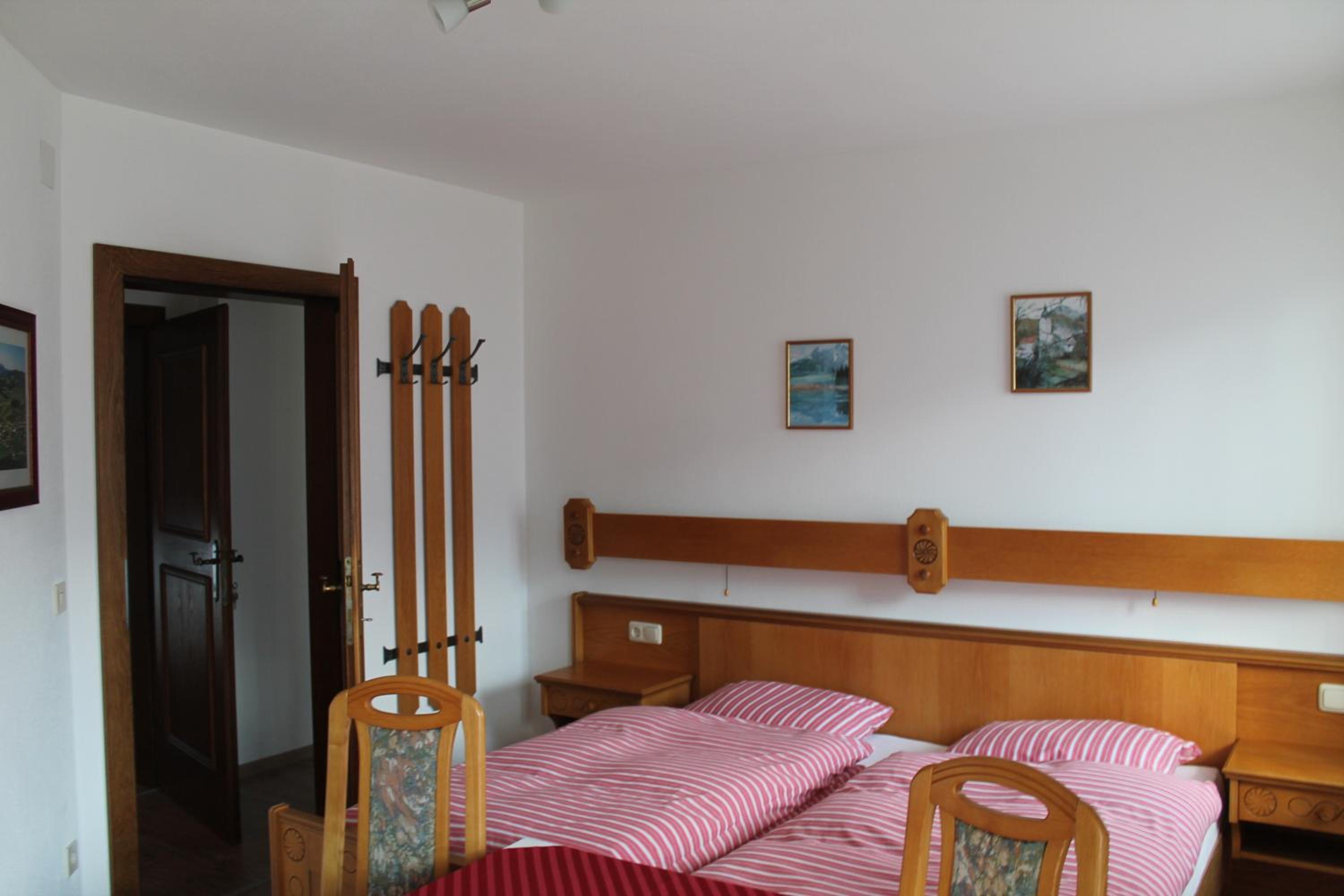 Apartment 1 with Mountain View photo 2