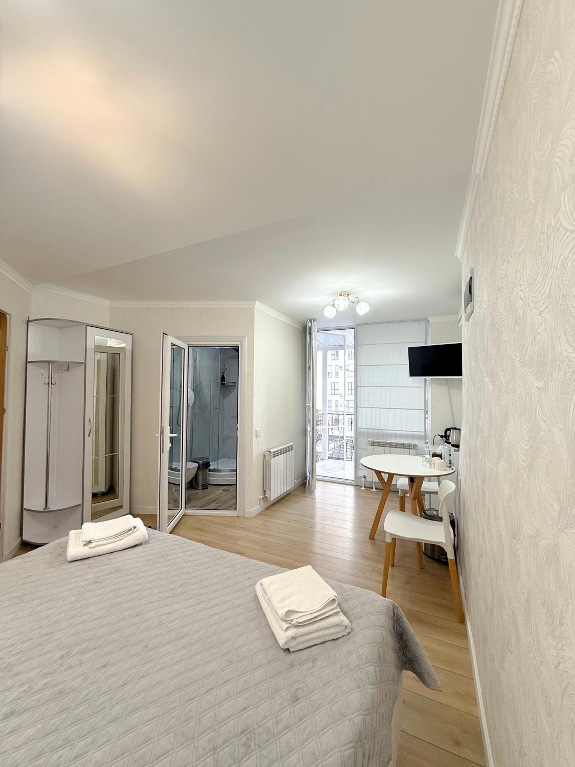 Double Room with Balcony photo 3
