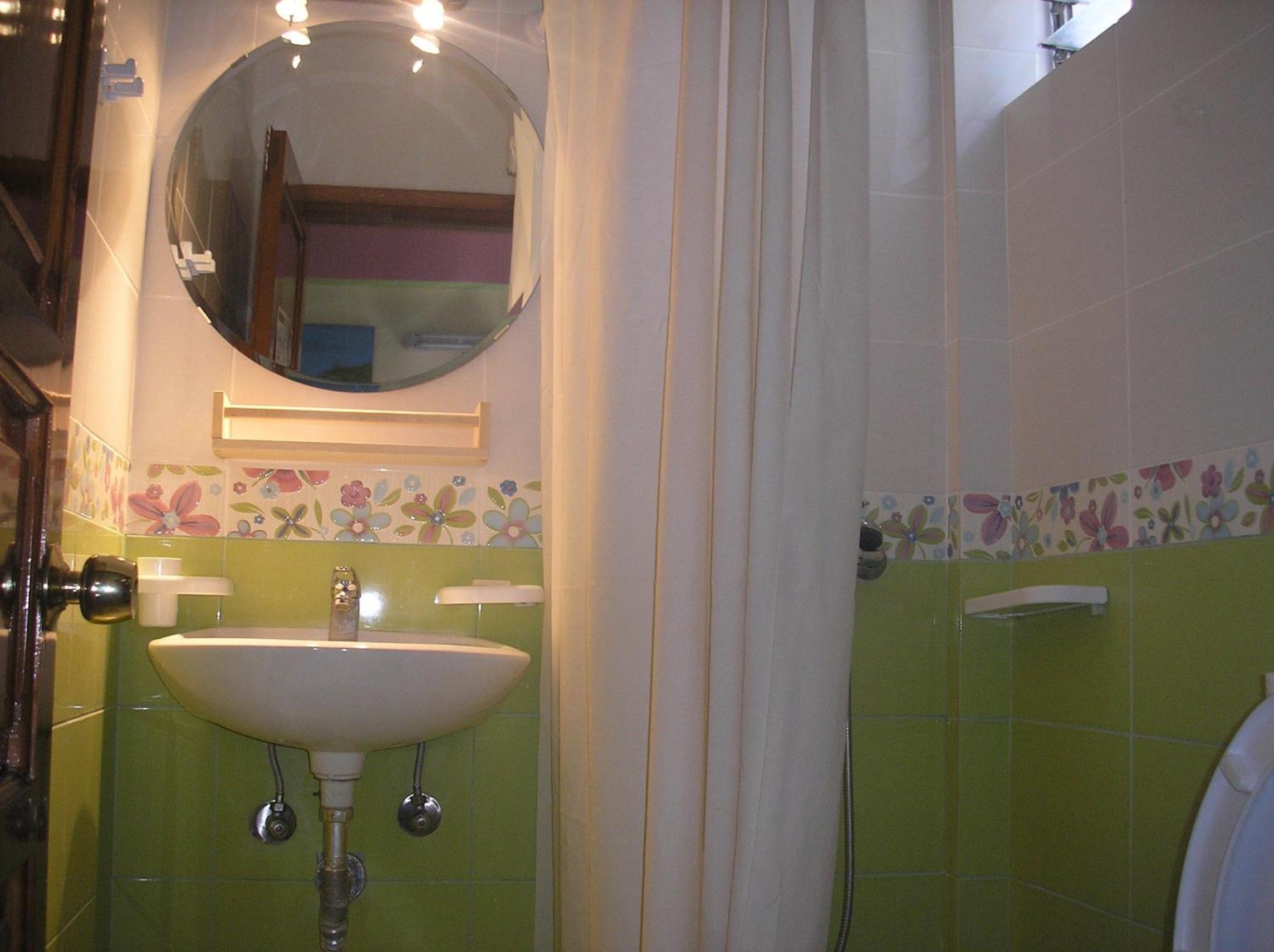 Standard Room - Photo 27