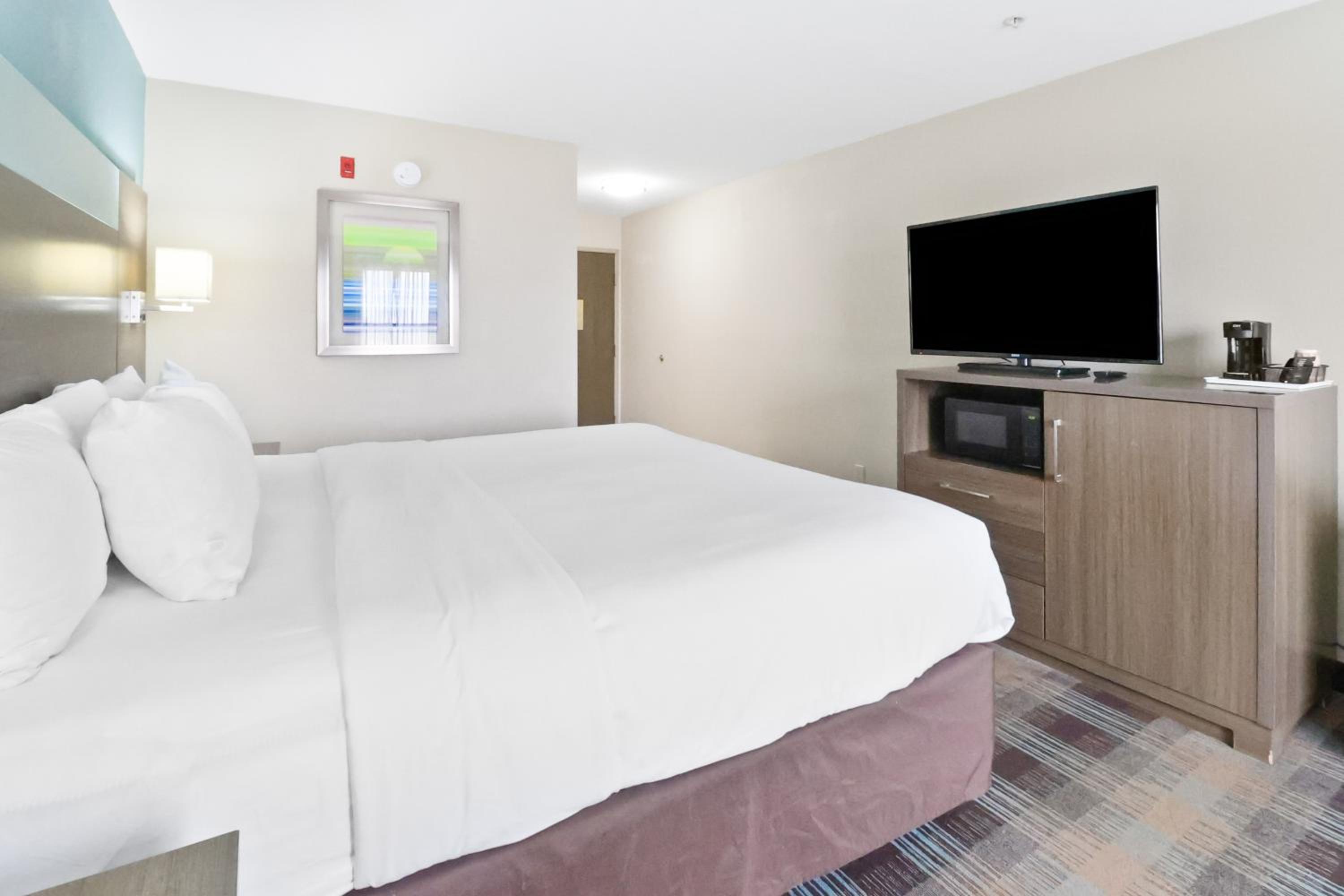 Standard King Room - Photo 2