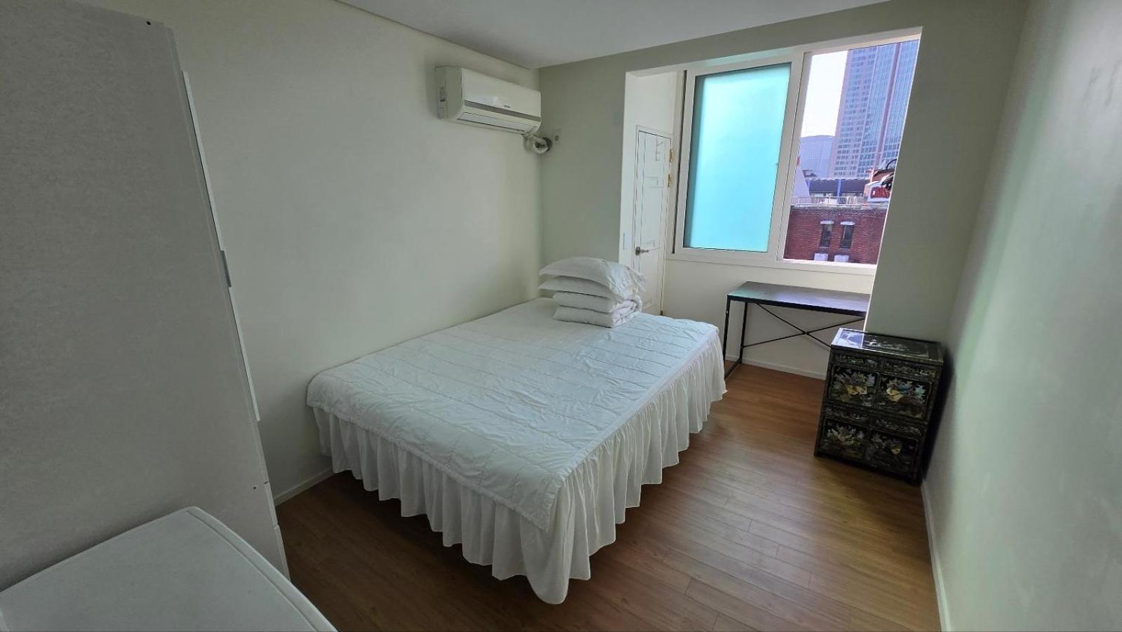 Two-Bedroom Deluxe Apartment