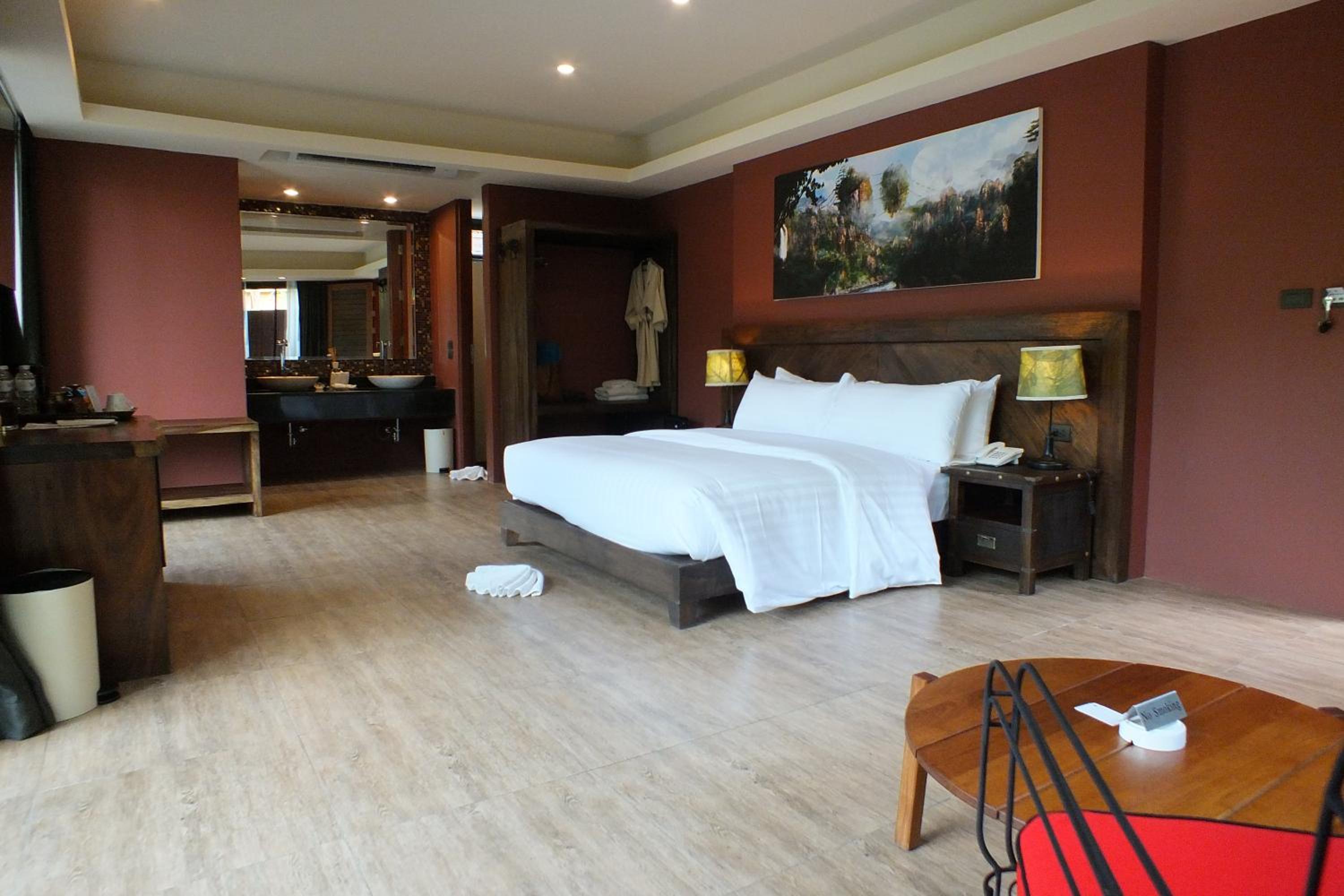 Villa with Private Pool - Photo 1