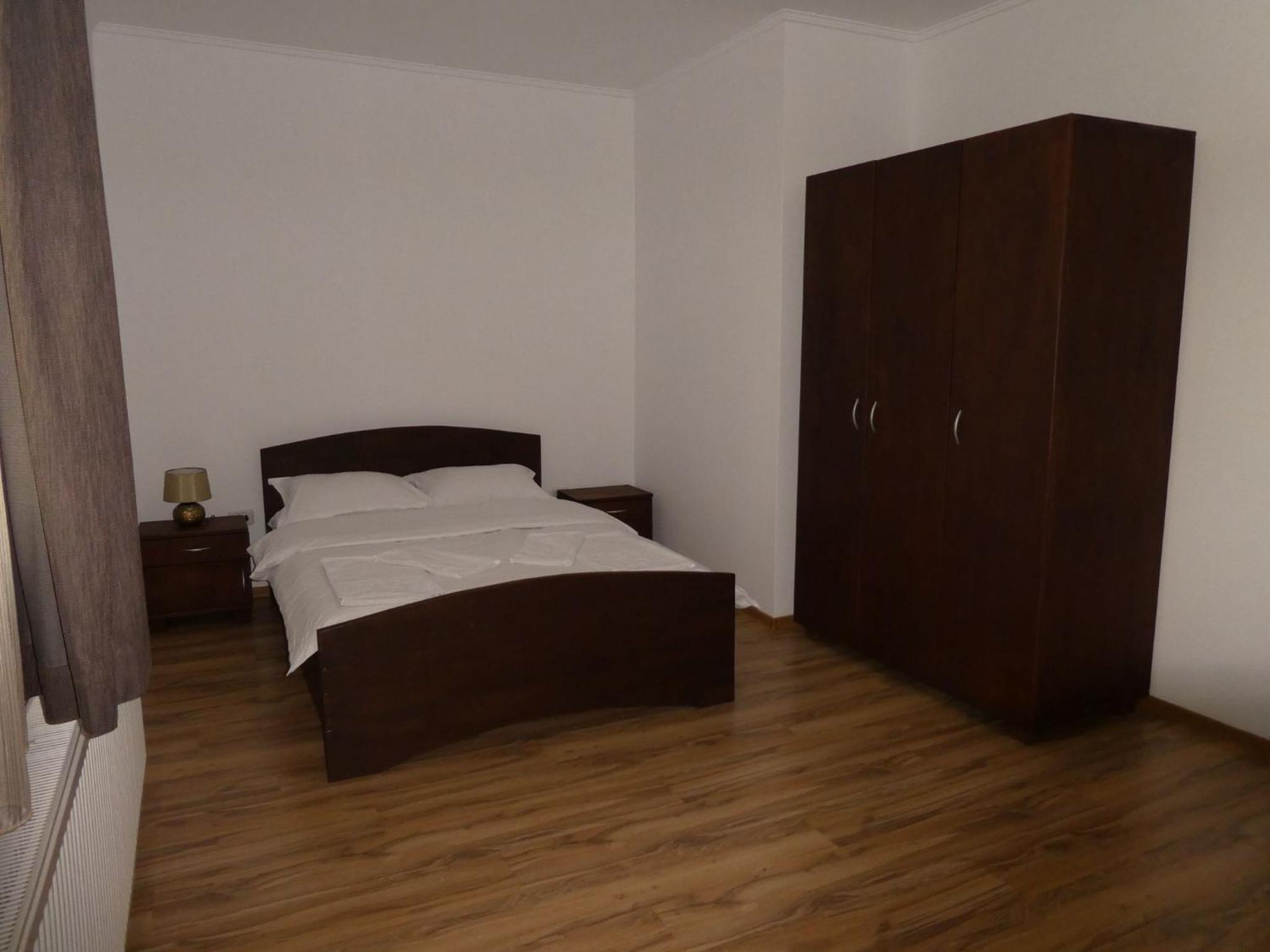Four-Bedroom House photo 3