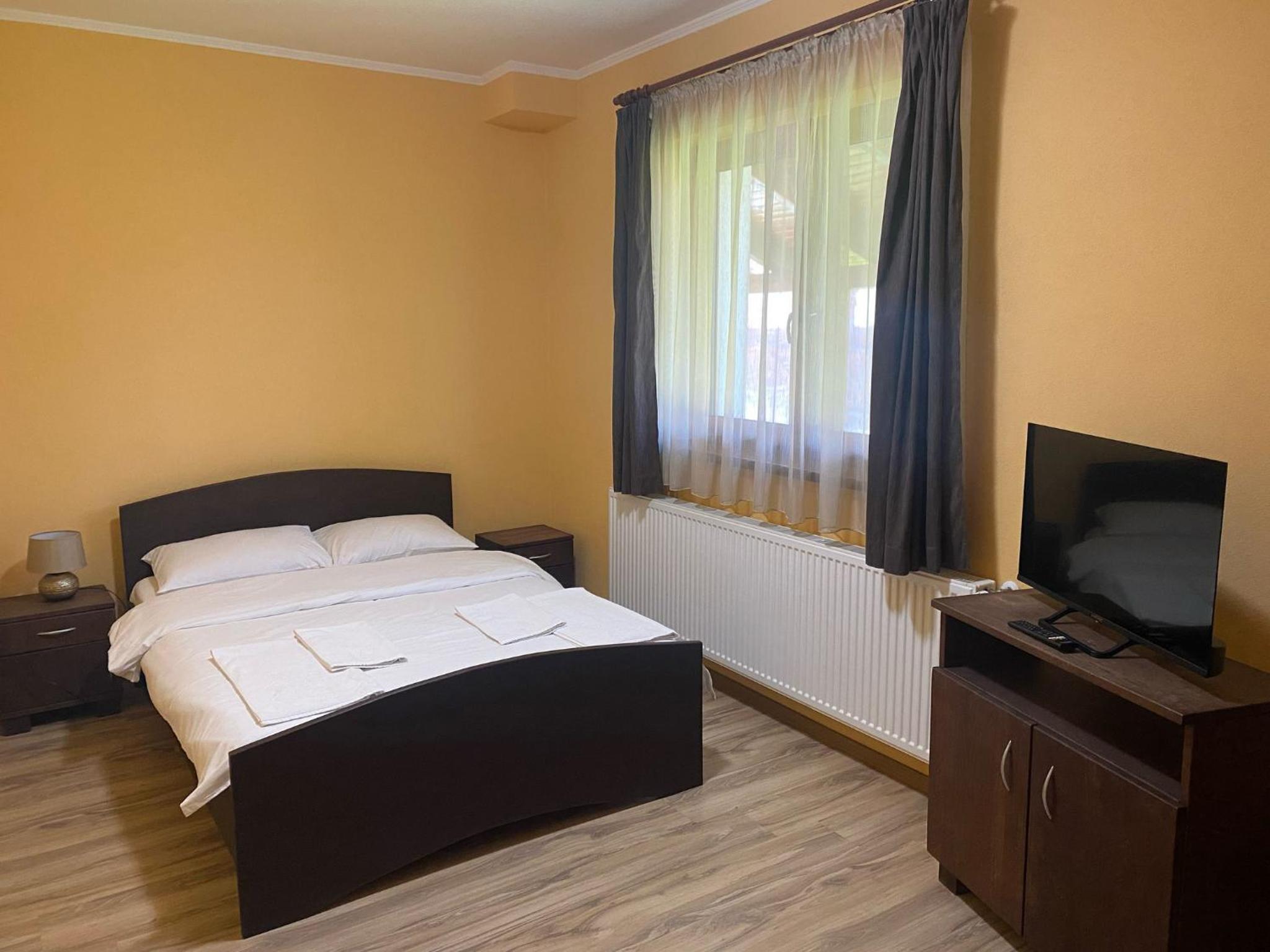 Four-Bedroom House photo 1