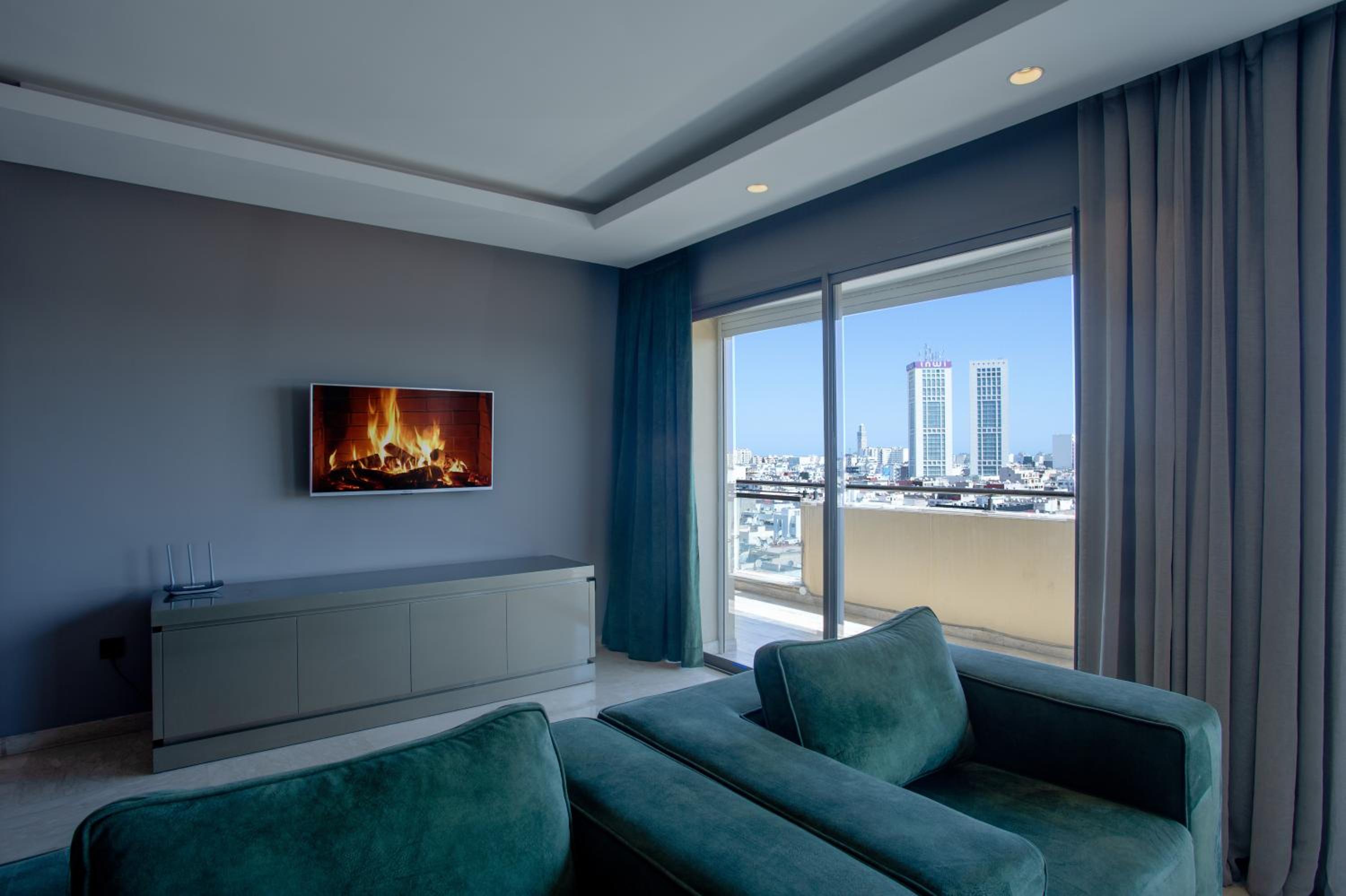 Panoramic 3 bedrooms apartment - Mosquée & Twin View photo 3