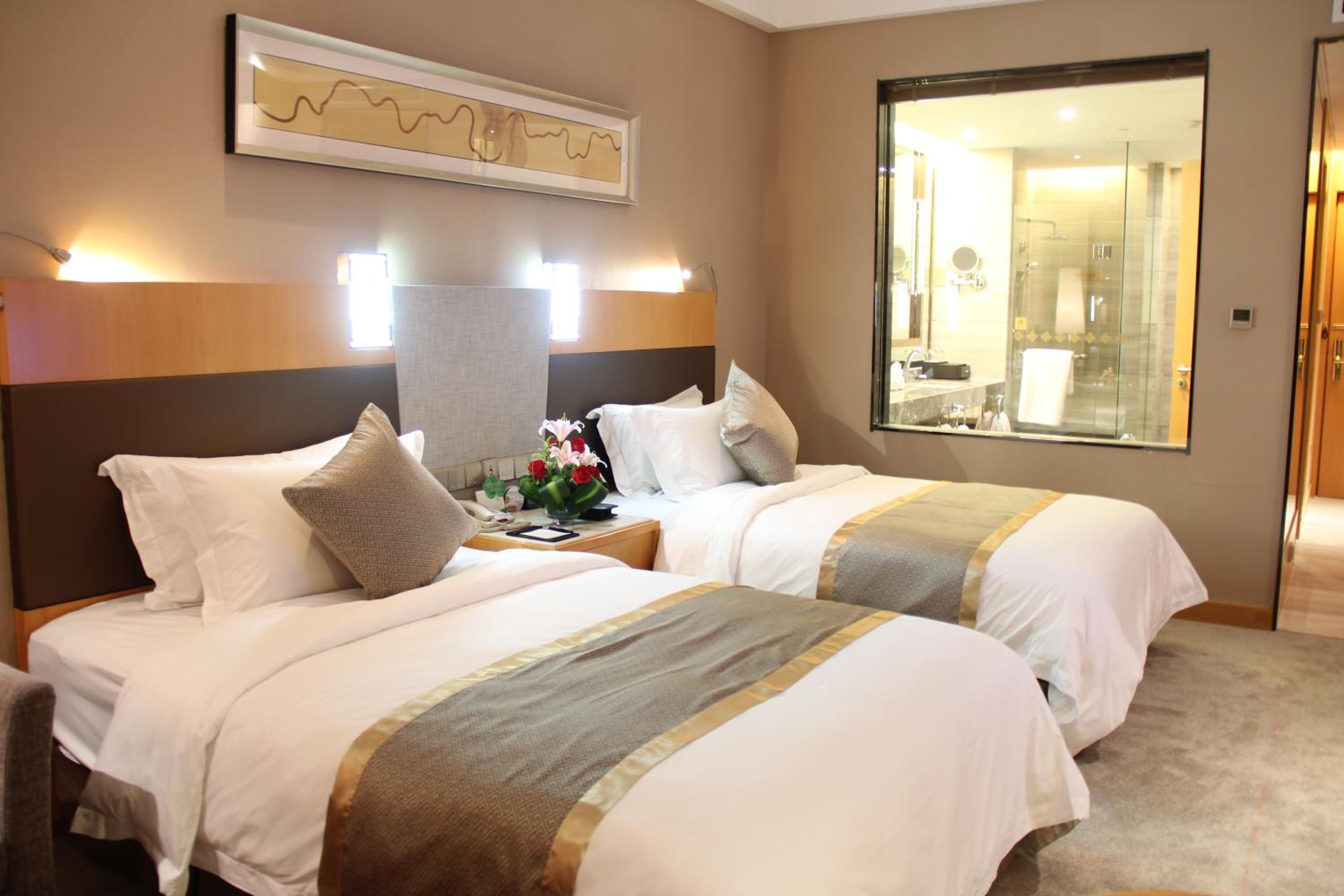 Deluxe Twin Room photo 2