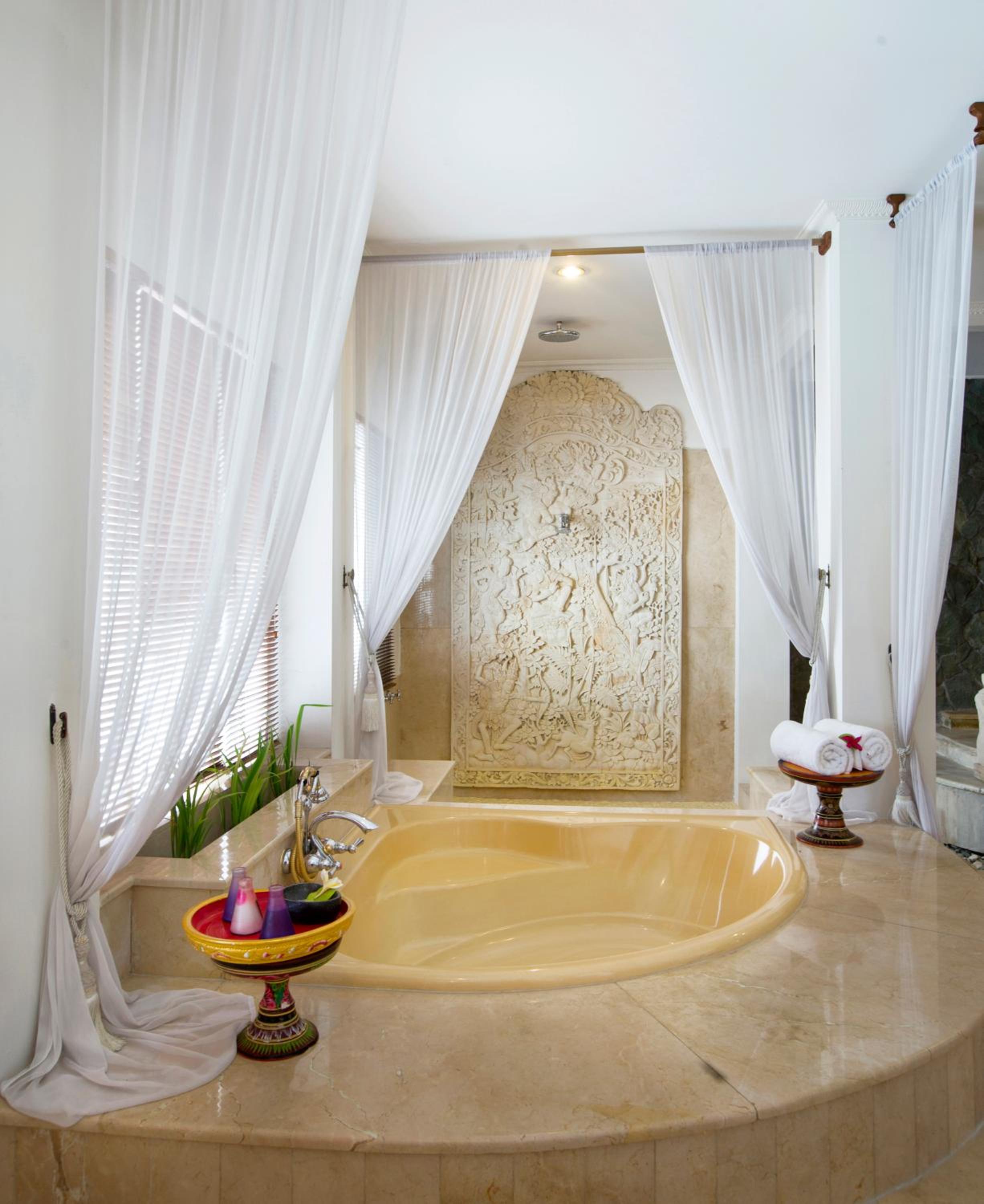 Two-Bedroom Suite - Photo 3