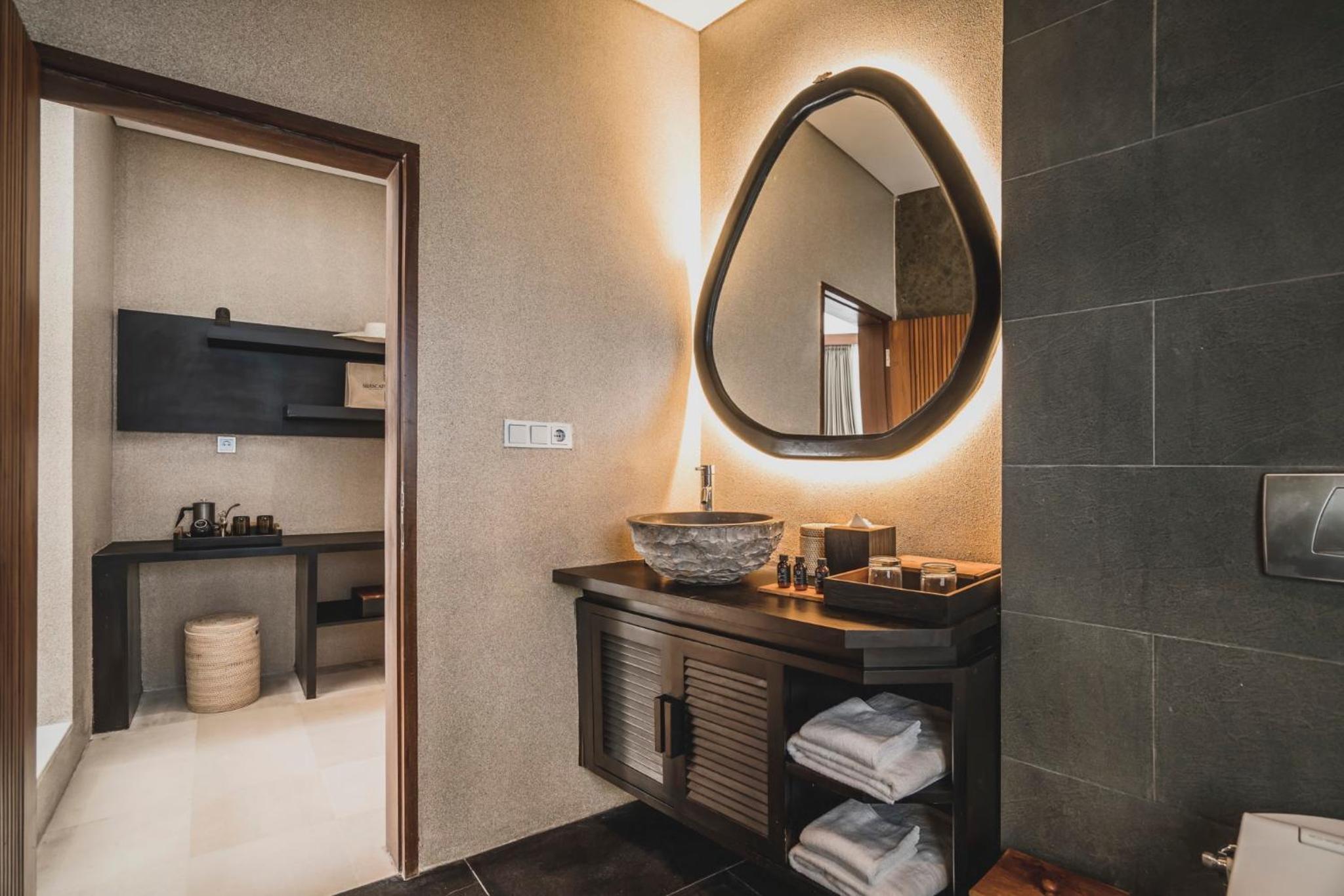 Standard Suite - Annex