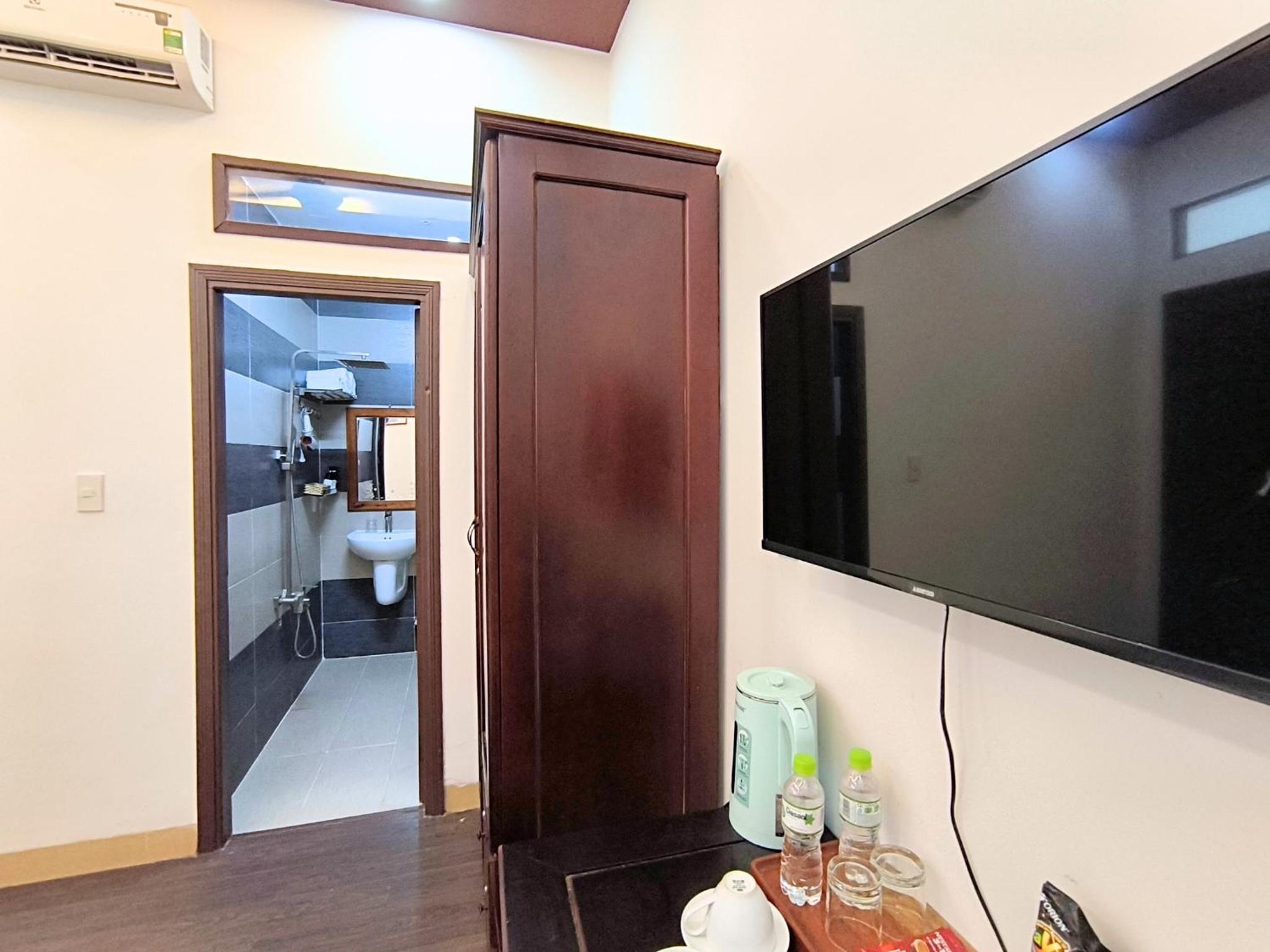 Standard King Room