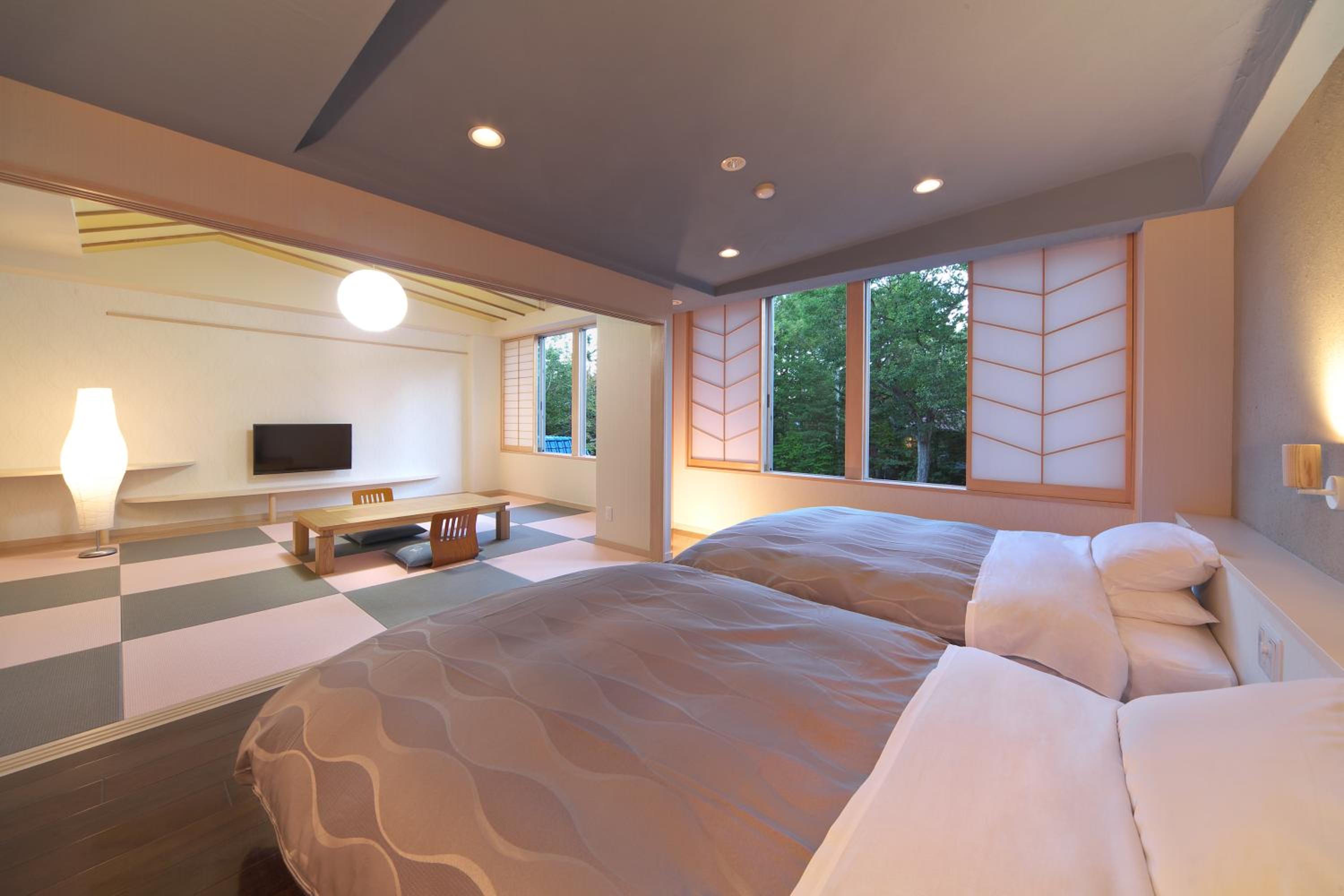 Luxury Room with Tatami Area - Oriental Modern