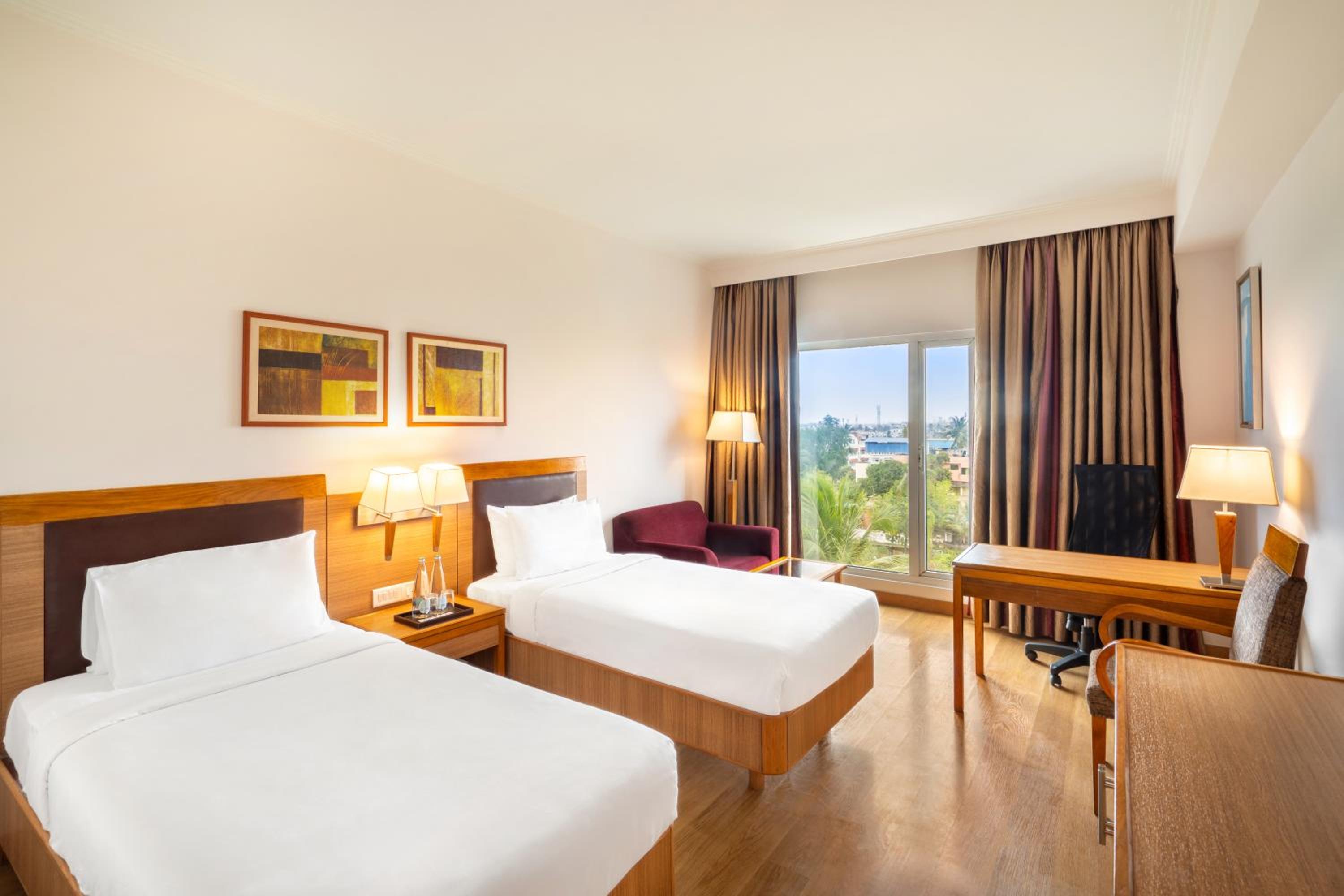 Superior Twin Room photo 3