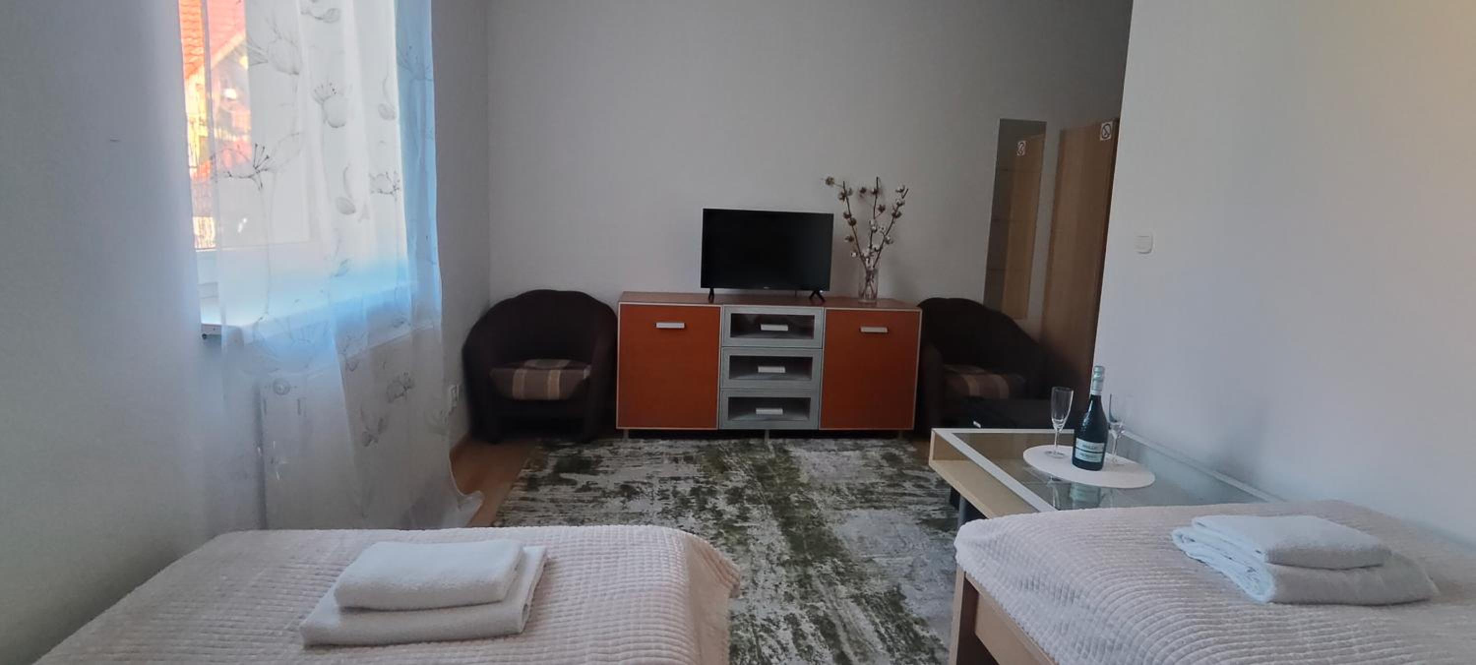 Comfort Triple Room with Shower photo 2