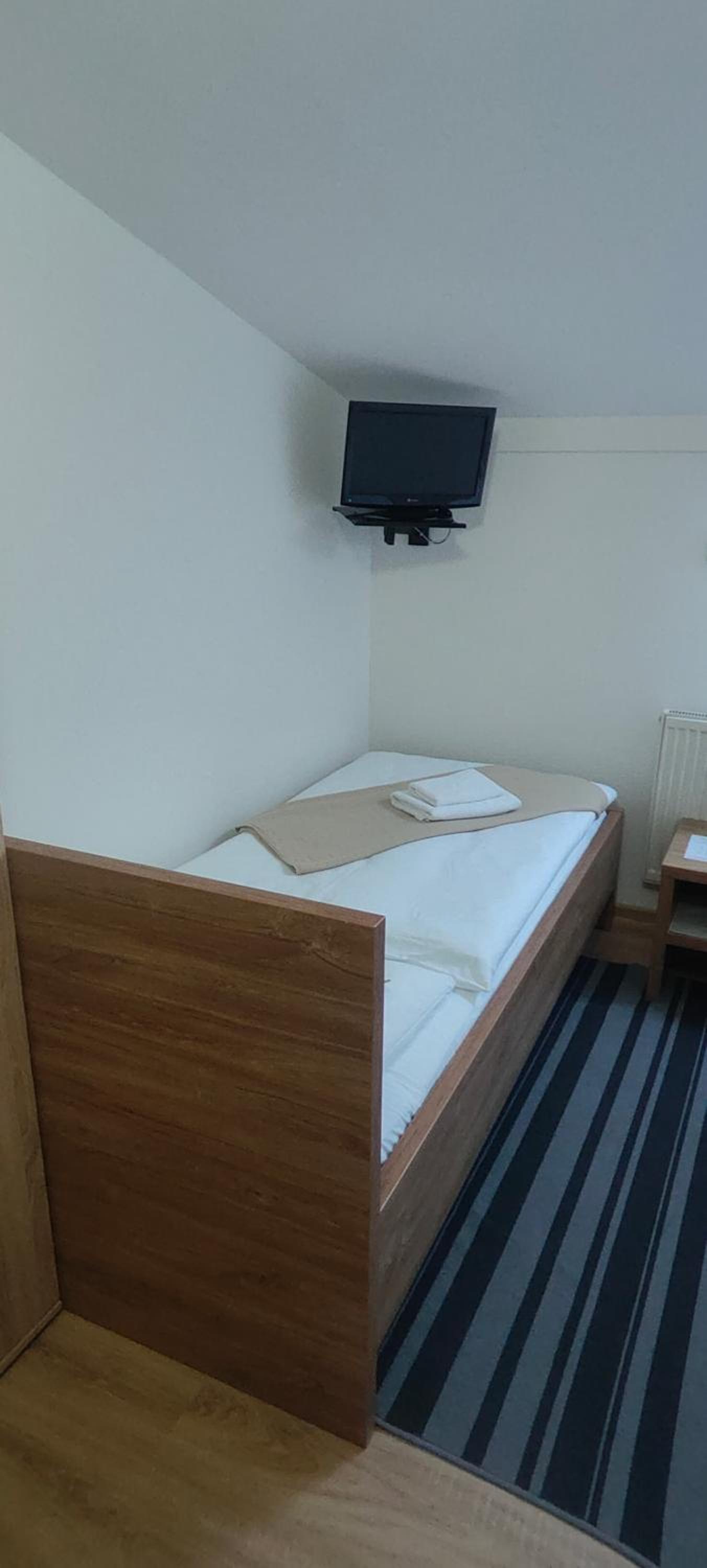 Small Twin Room
