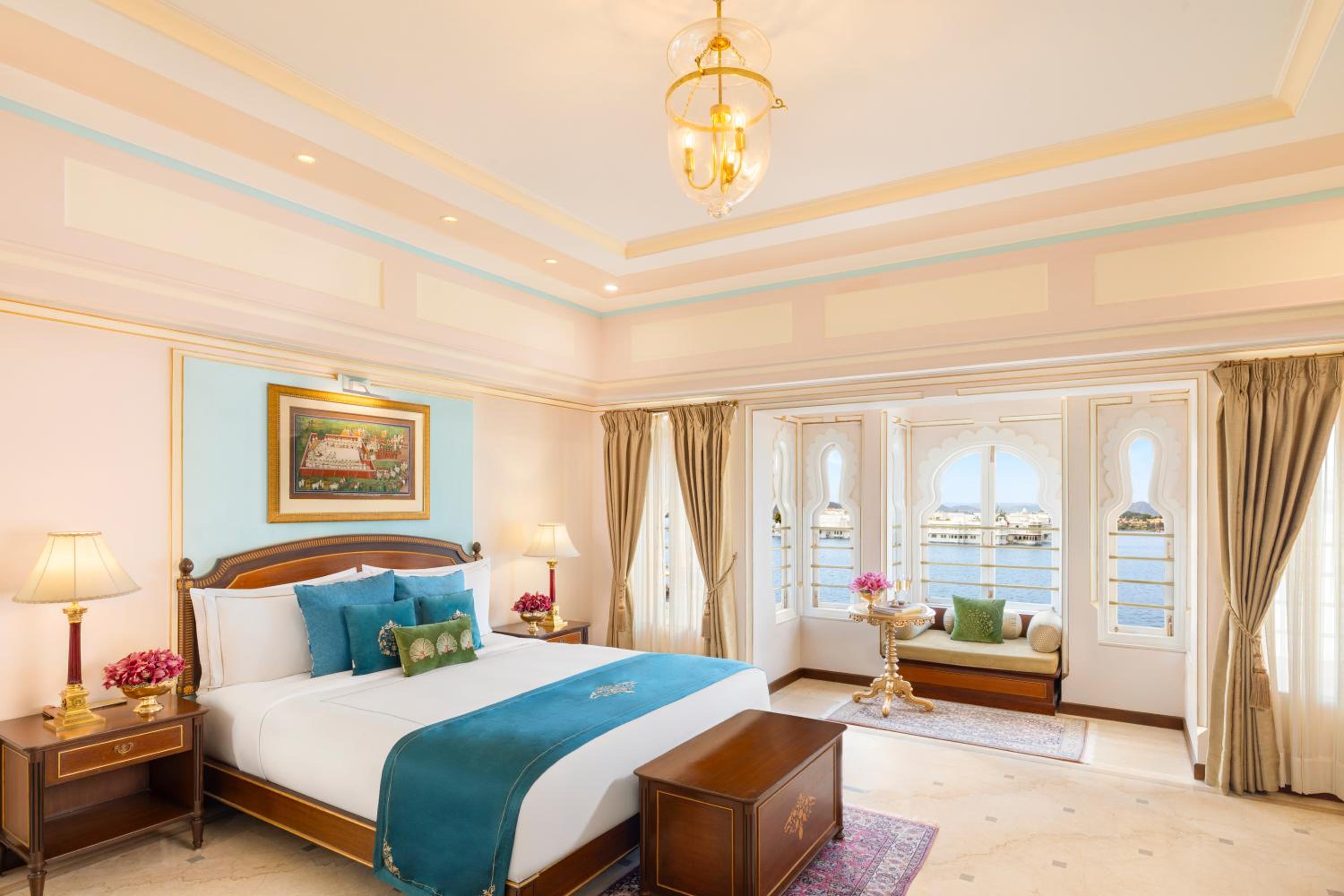 Luxury Suite Lake View - Photo 2