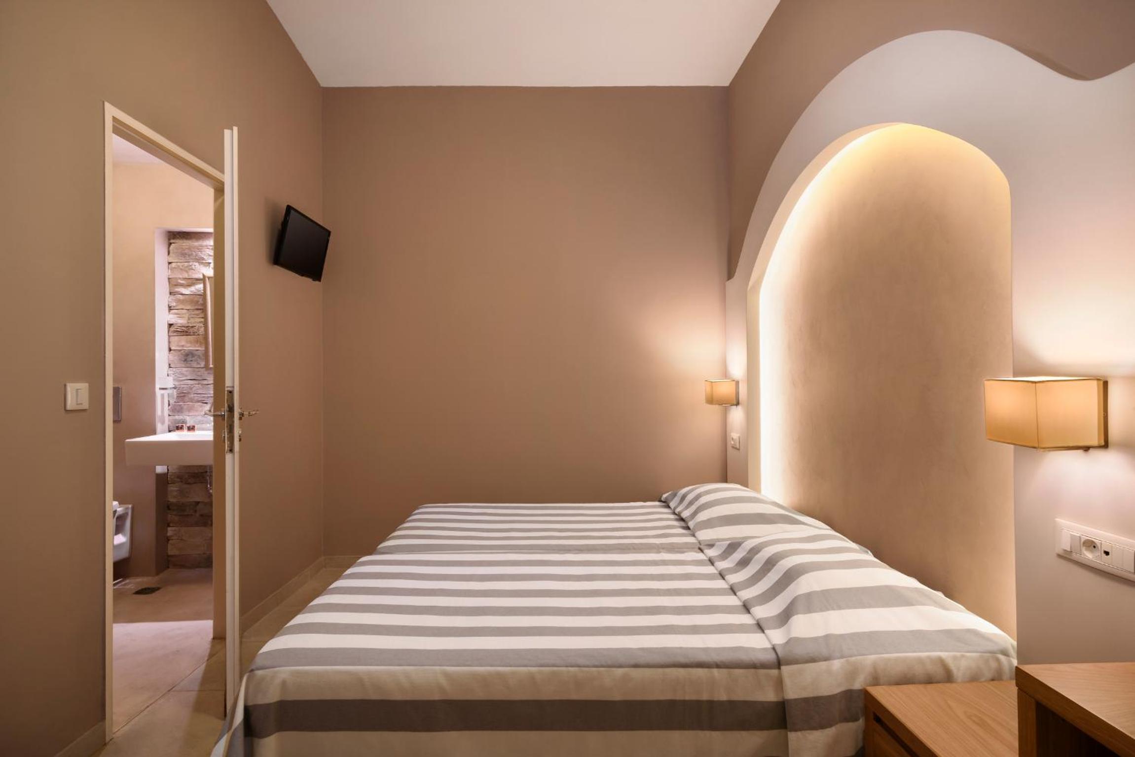 Small Twin Room