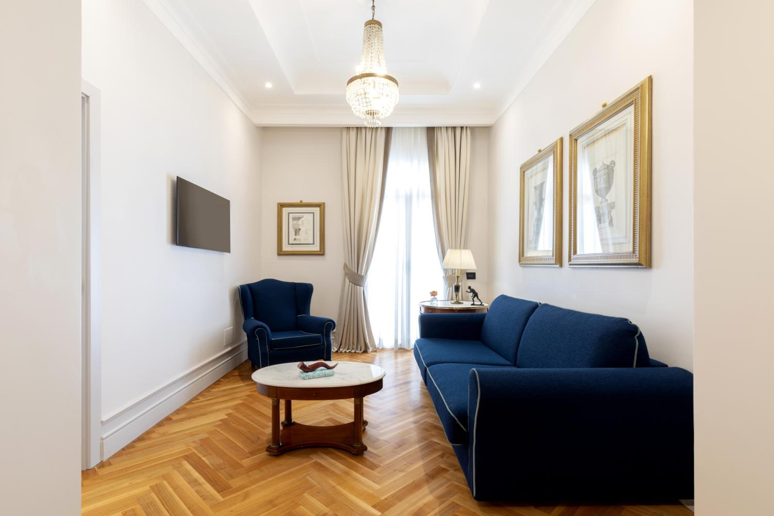Deluxe Triple Room