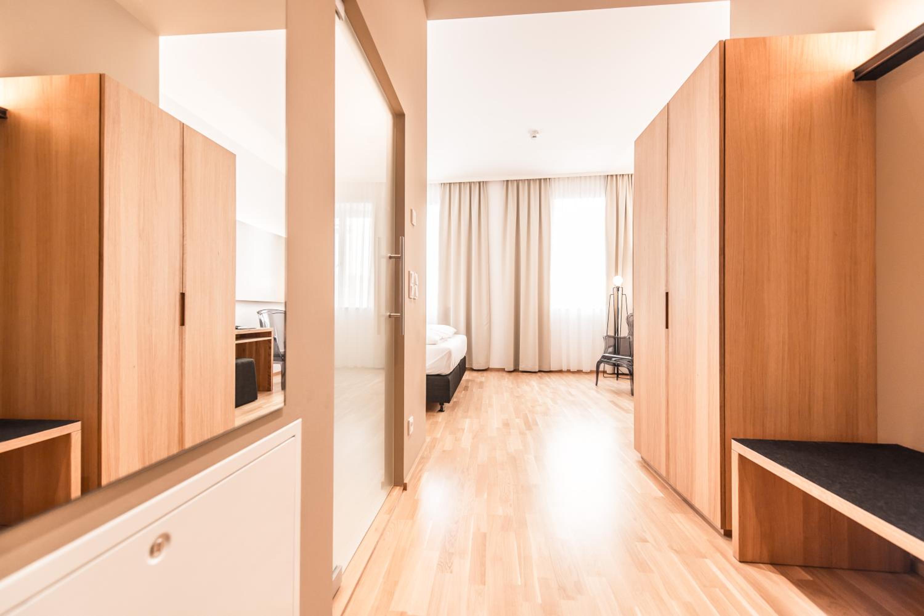 Classic Double Room - Photo 4