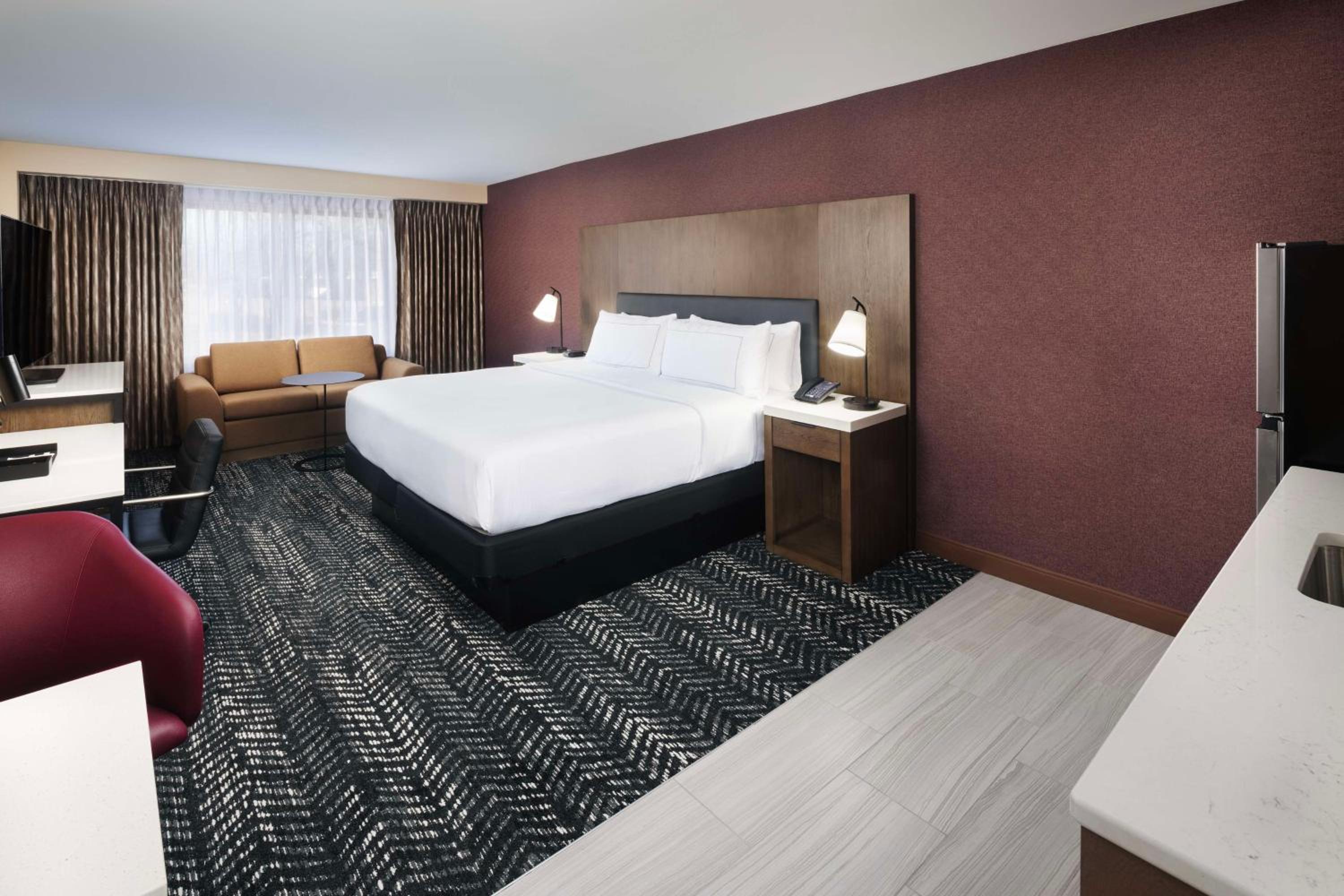 King Room with Kitchenette