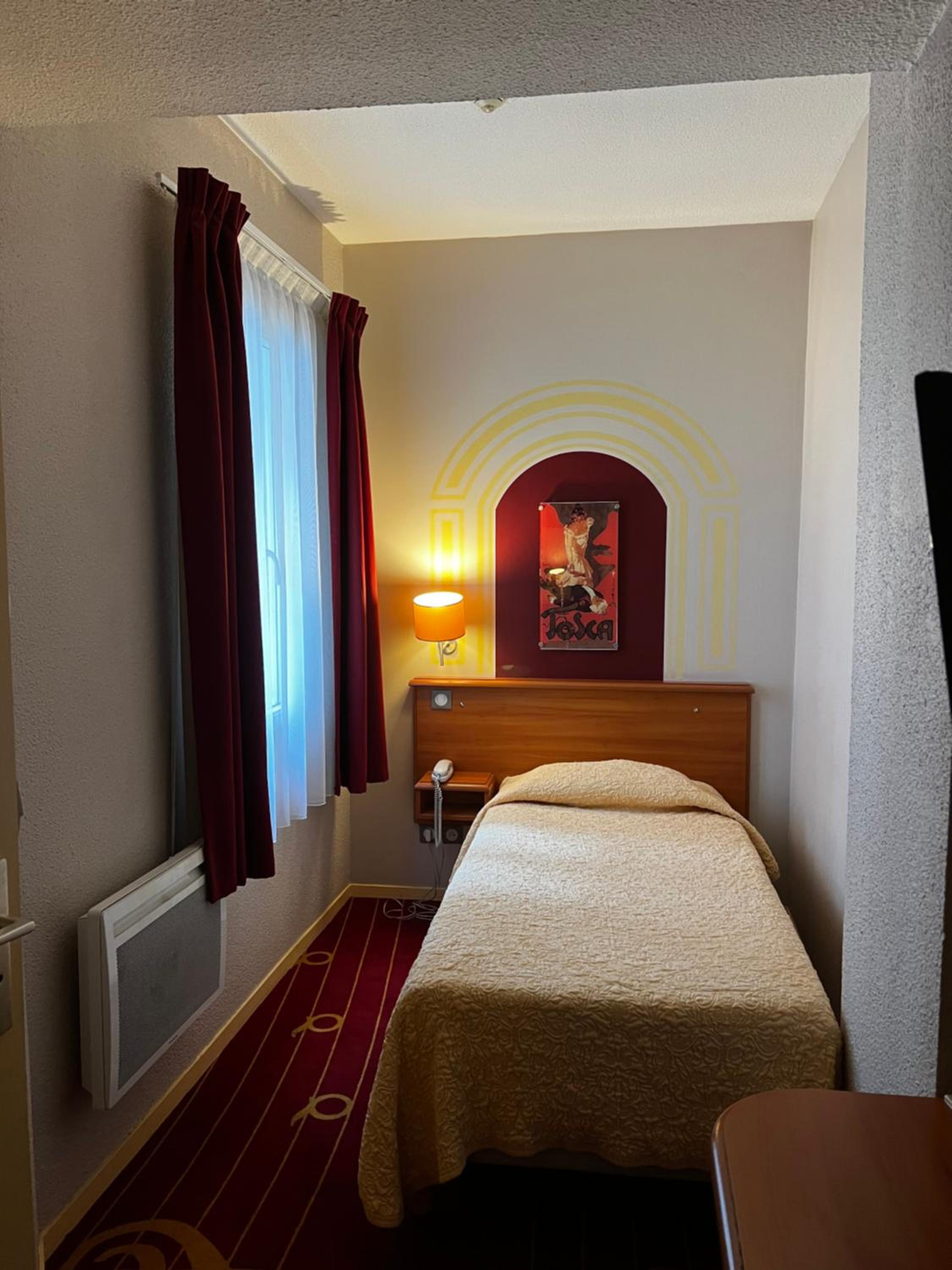 Economy Single Room