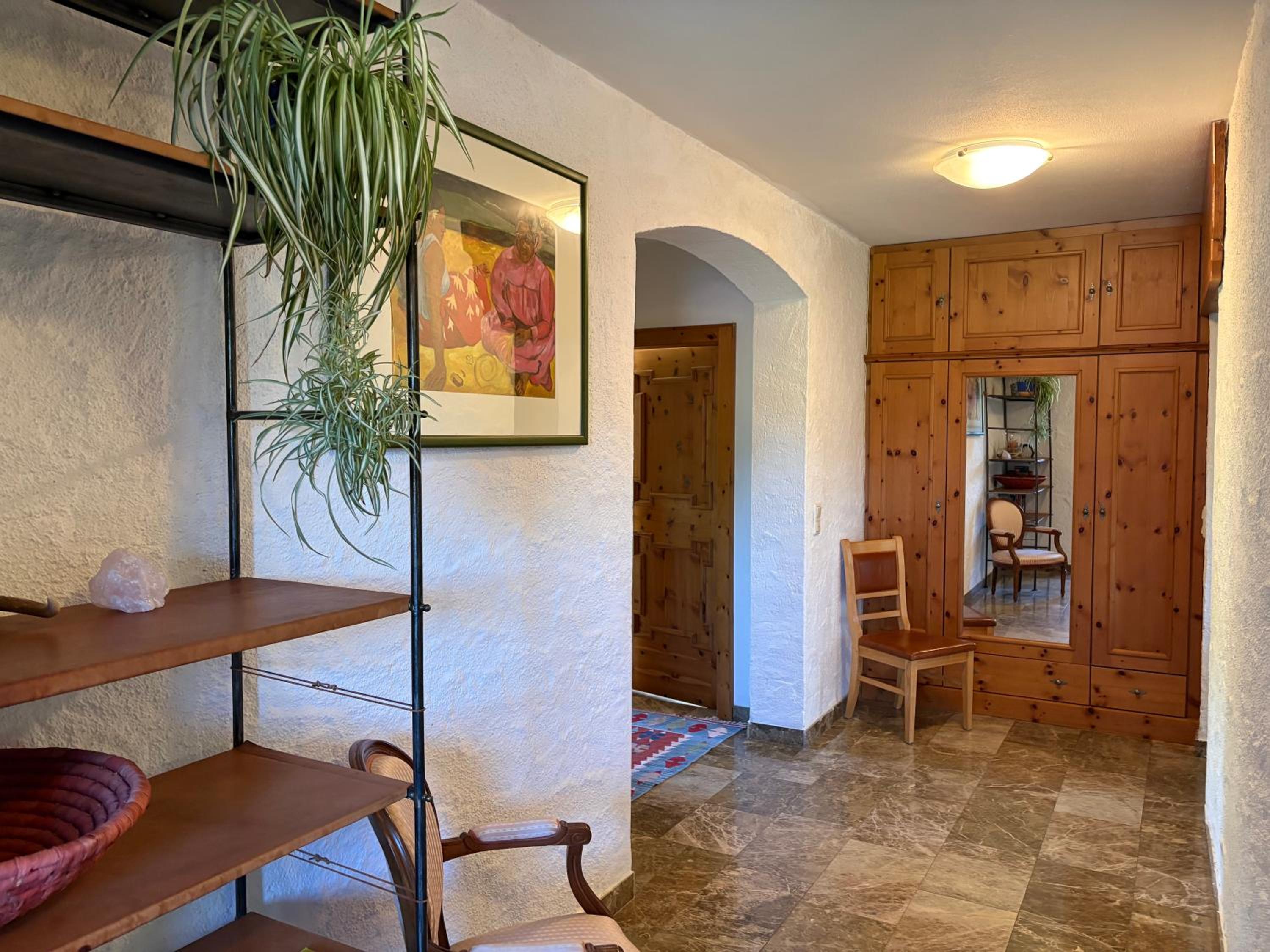 Two-Bedroom Apartment with Mountain View