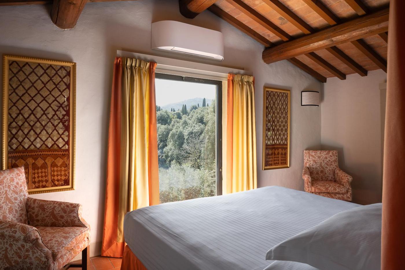 Double Room with Patio photo 1