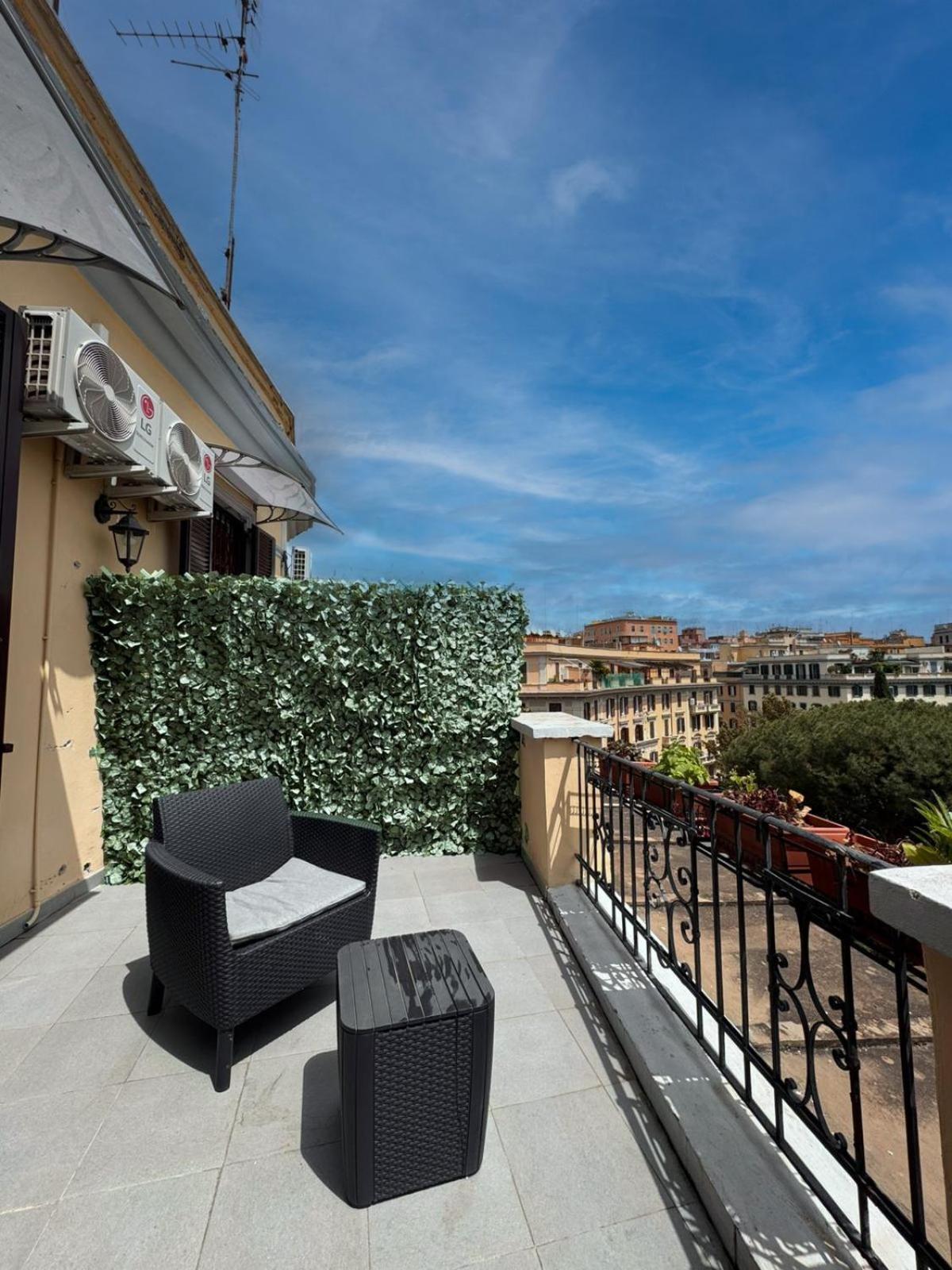 Single Room with Park View