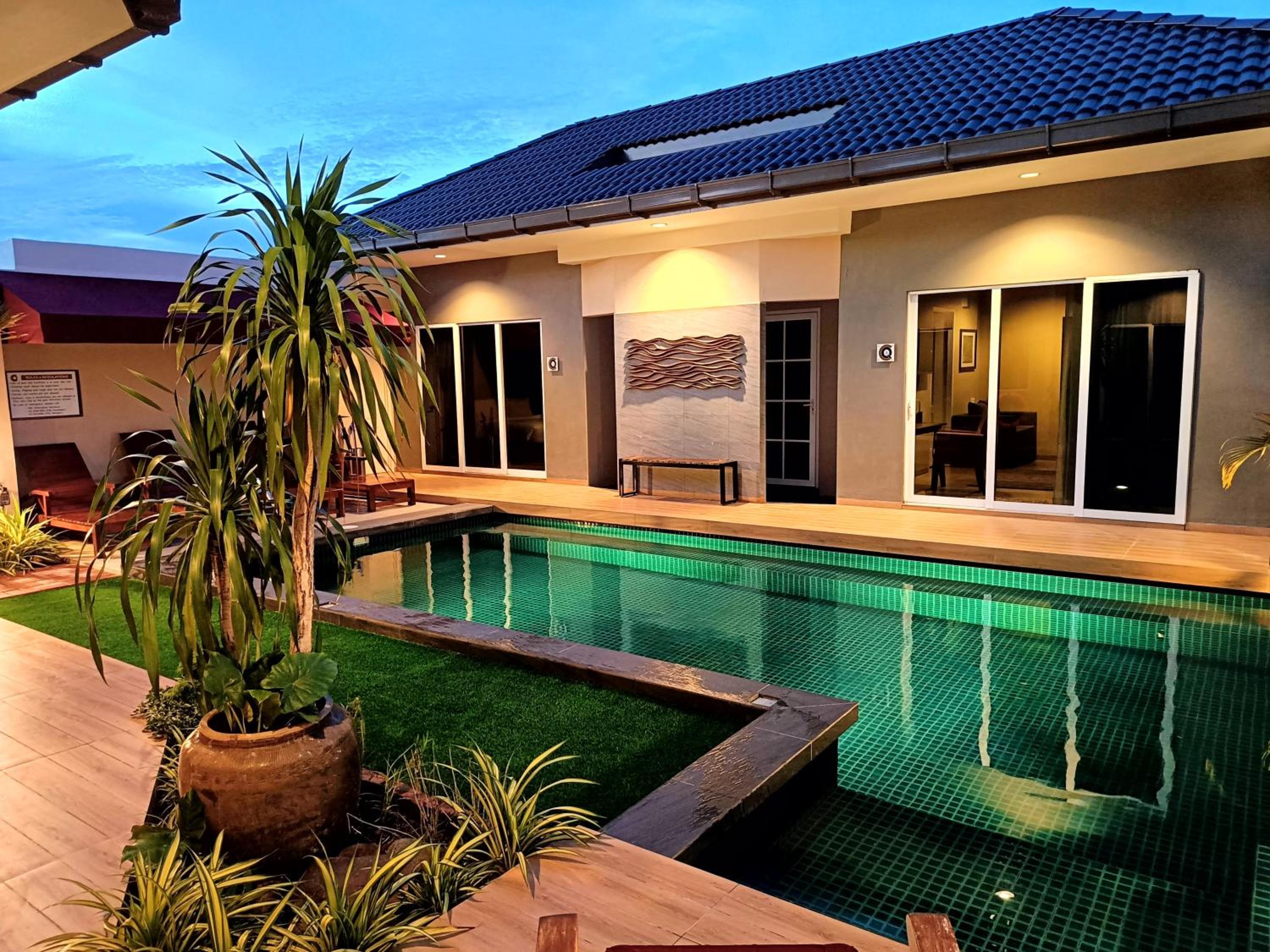Villa with Private Pool photo 3