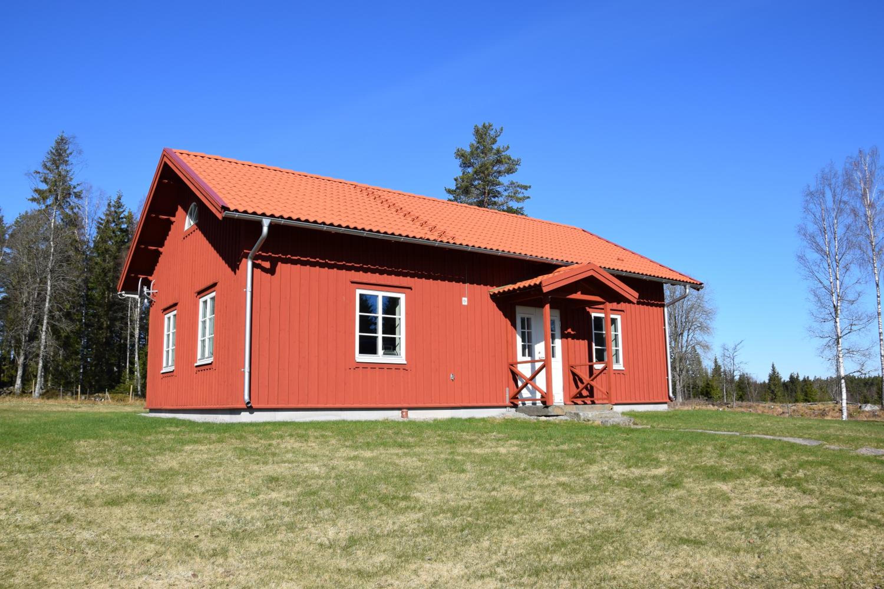 Two-Bedroom House photo 3