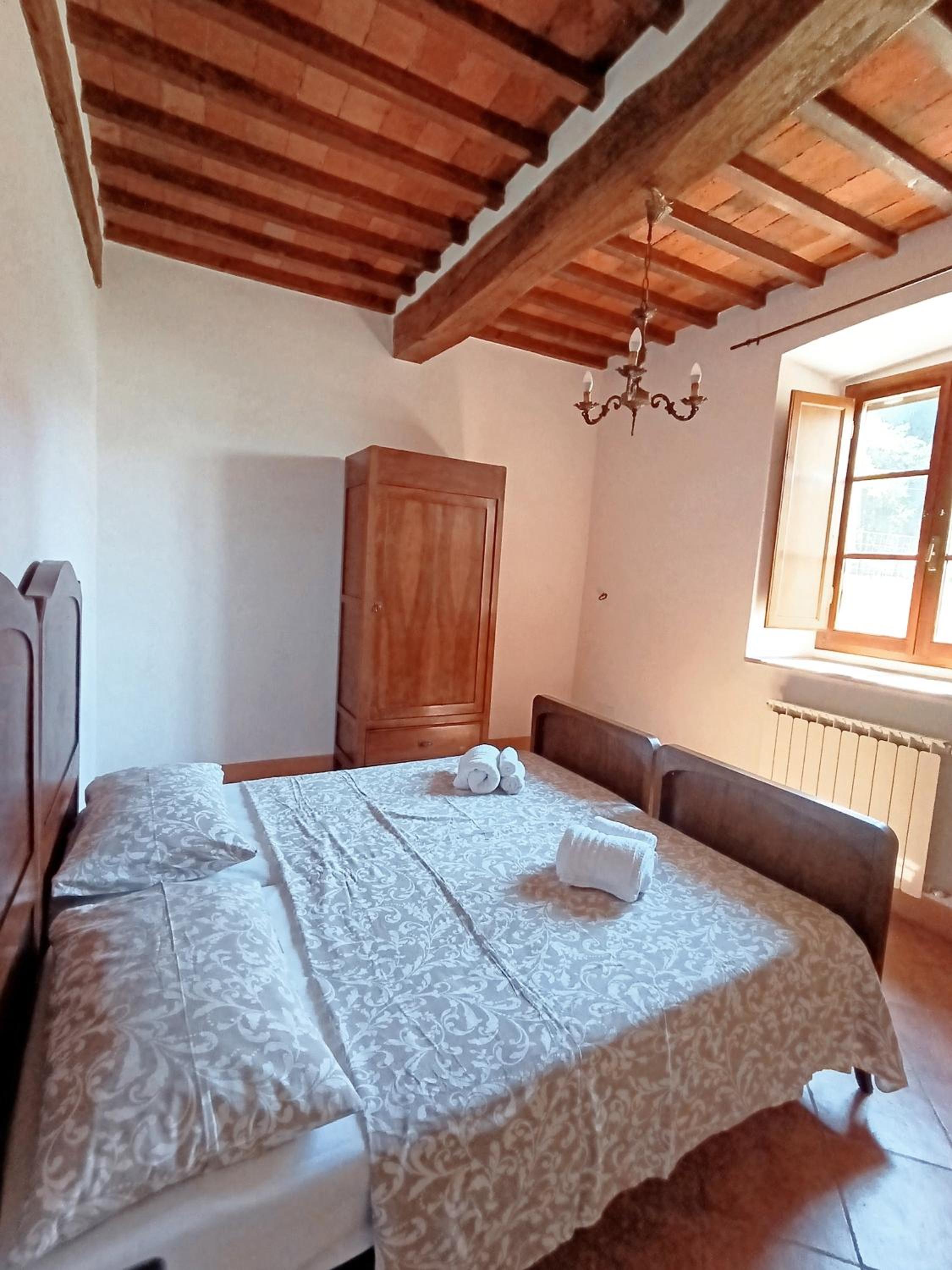 Two-Bedroom Deluxe Apartment with Garden View