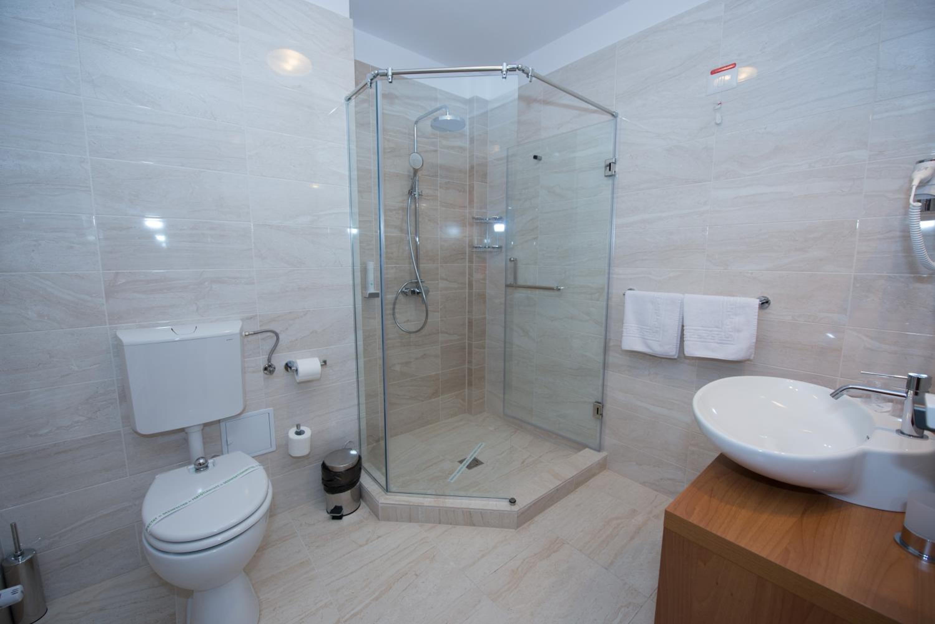 Family Suite - Photo 3