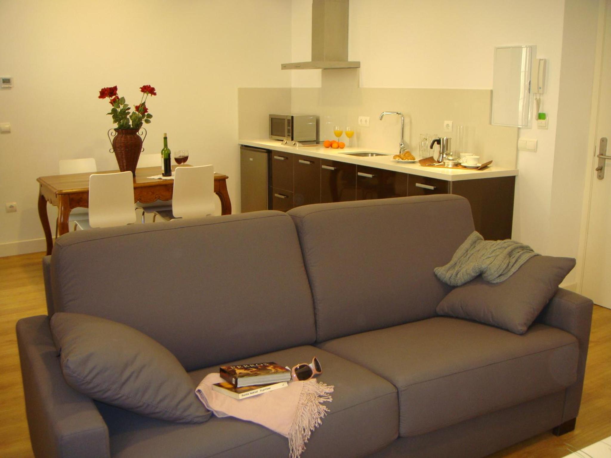 One-Bedroom Apartment (2 - 4 Adults) - Photo 37