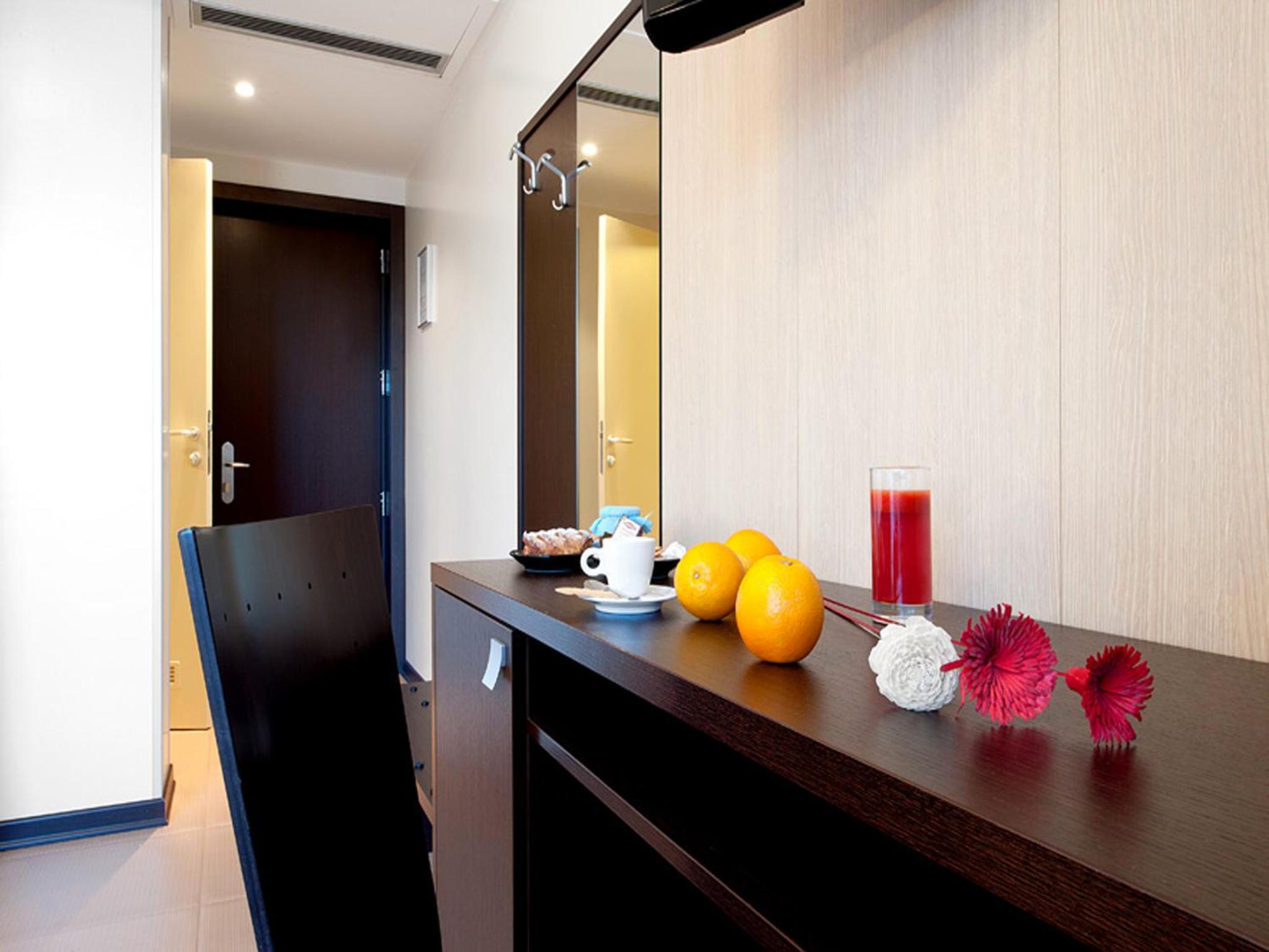 Double or Twin Room - Photo 2