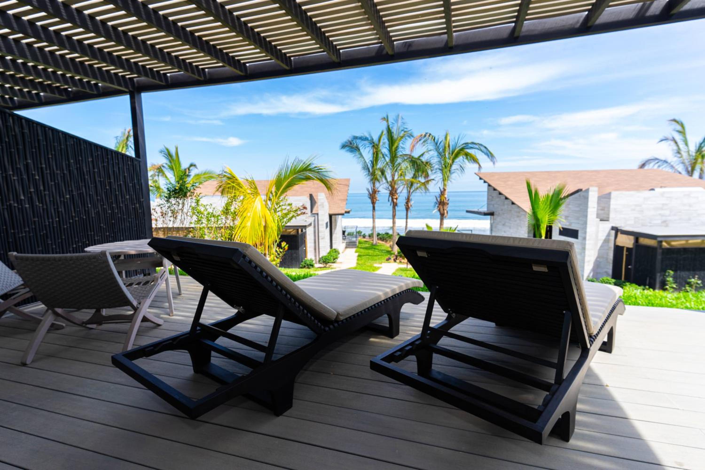 Deluxe Double Room with Ocean View - Photo 6