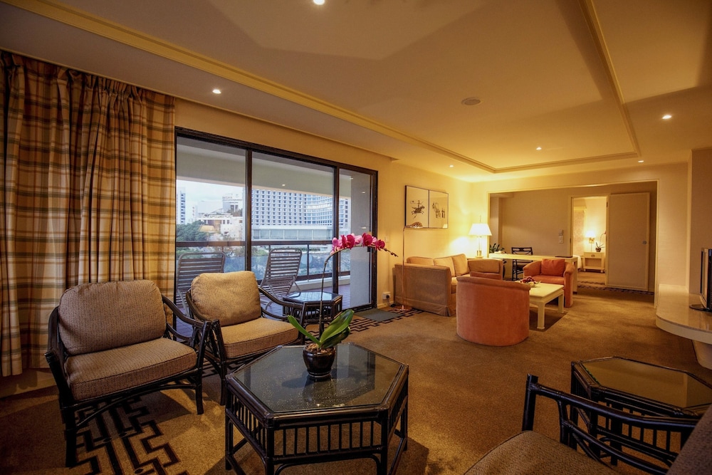 Deluxe Suite (With Breakfast) photo 1