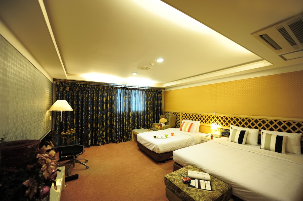 Deluxe Twin Room - Photo 1